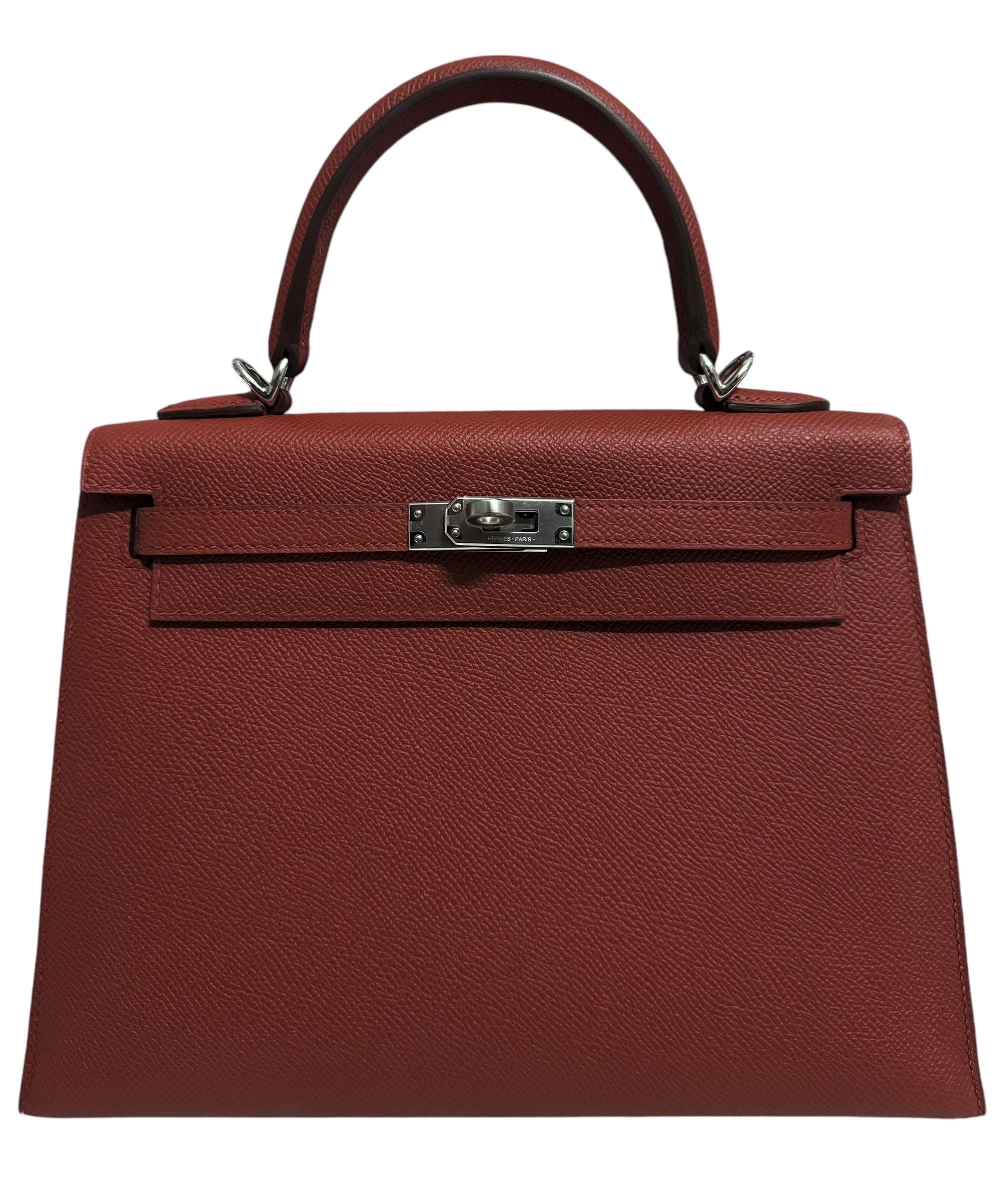 Brown Hermes Kelly 25 Sellier Rouge Venetian Epsom Leather.