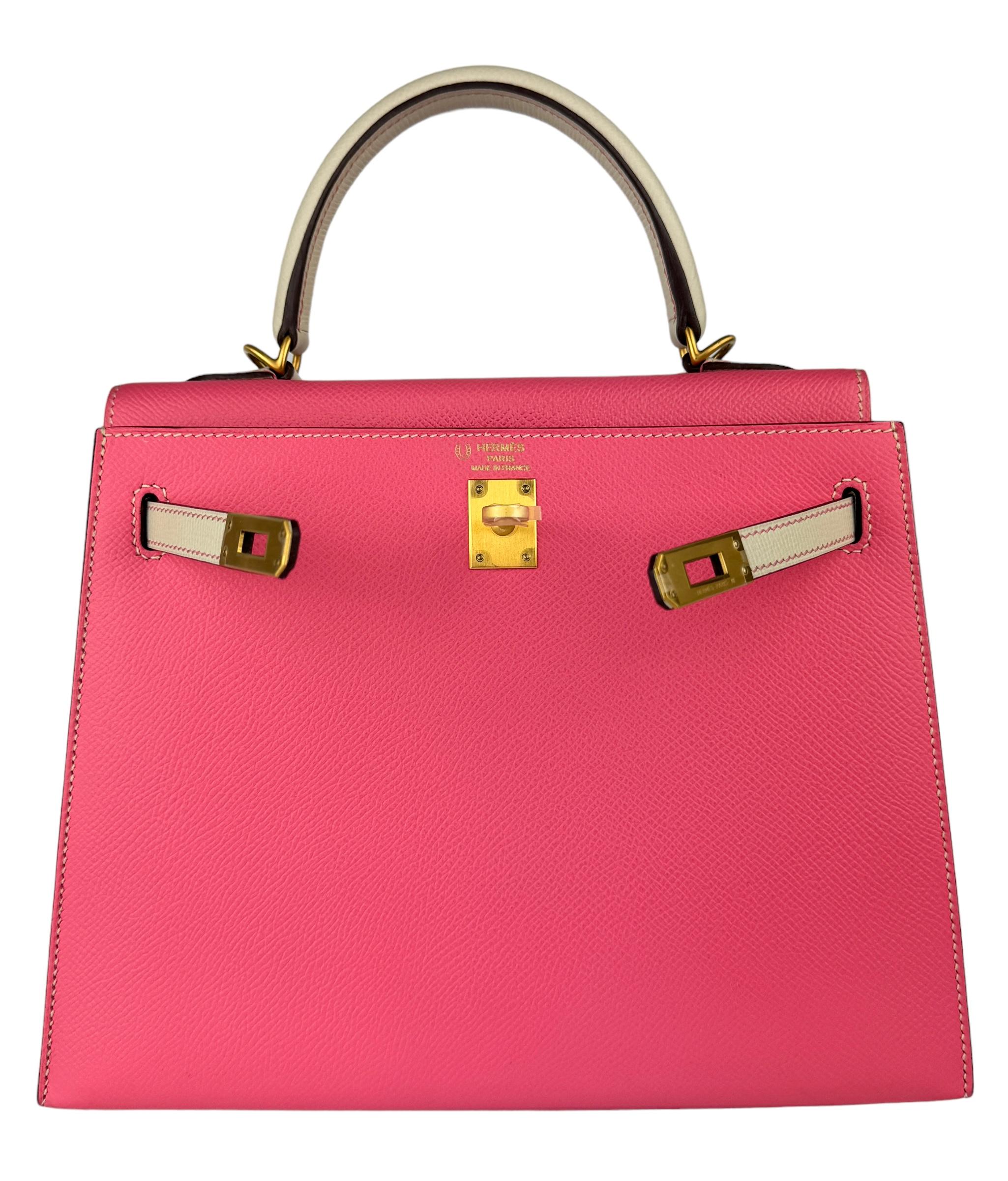 Hermes Kelly 25 Sellier Special Order Rose Azalea Pink Craie Epsom Brushed Gold In Excellent Condition In Miami, FL