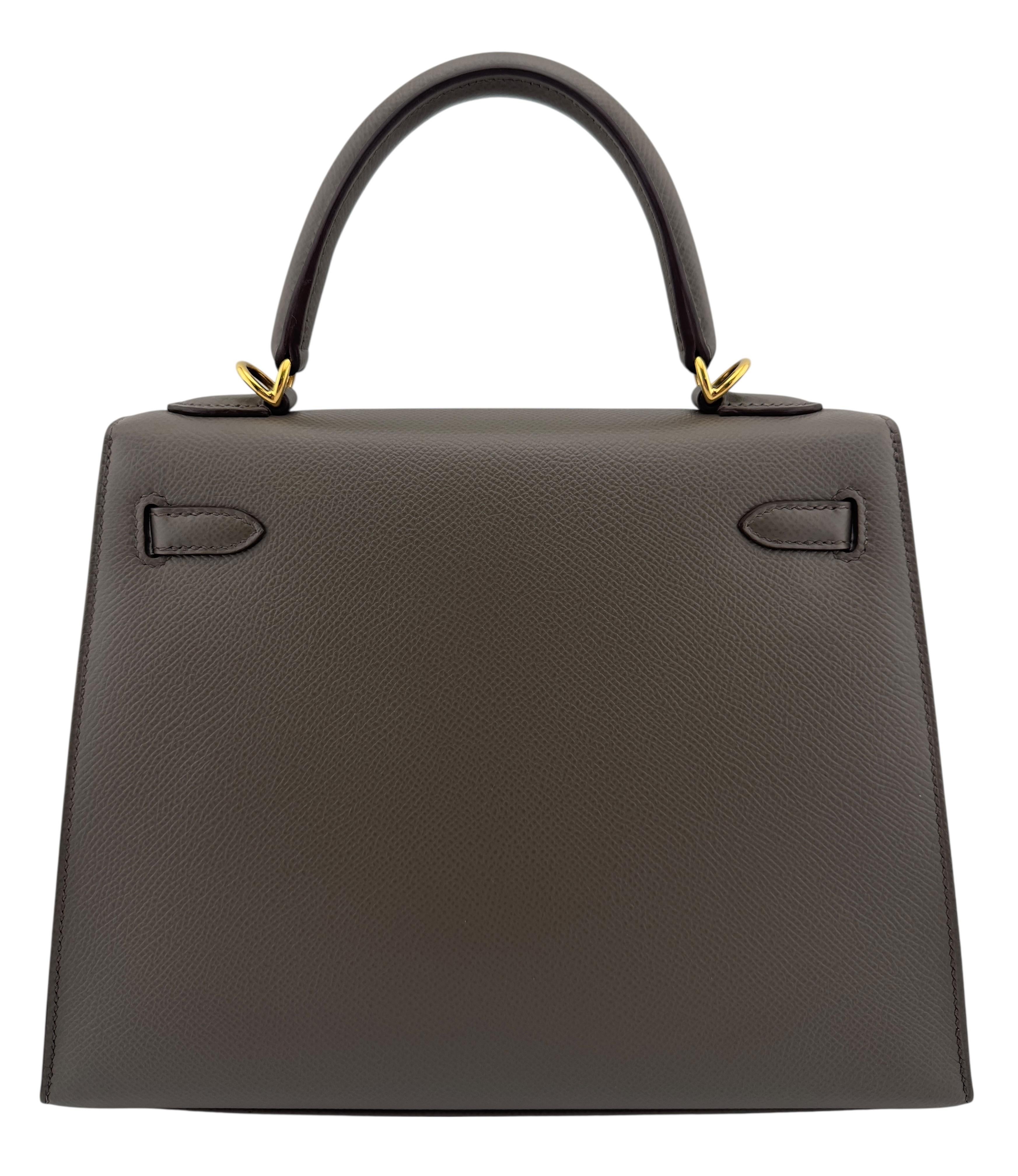 Hermes Kelly 25 Sellier Macchia Grigio Grigio Epsom Pelle Hardware Oro Raro in vendita 2