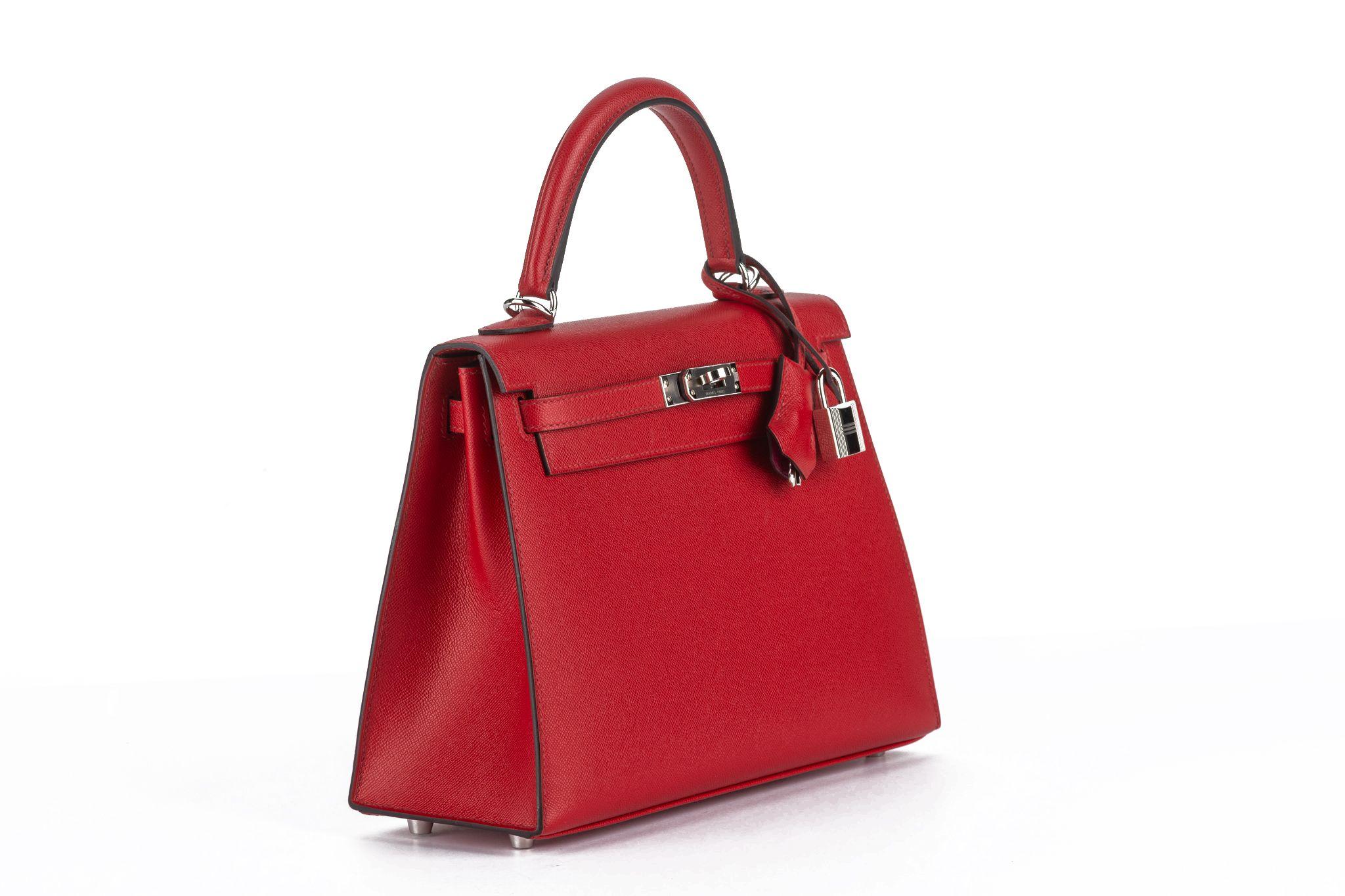 Hermès Kelly 25 Sellier Verso Rouge Piment In Excellent Condition For Sale In West Hollywood, CA