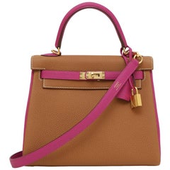 Hermès Kelly 25 special order, camel fucsia leather shoulder / handbag