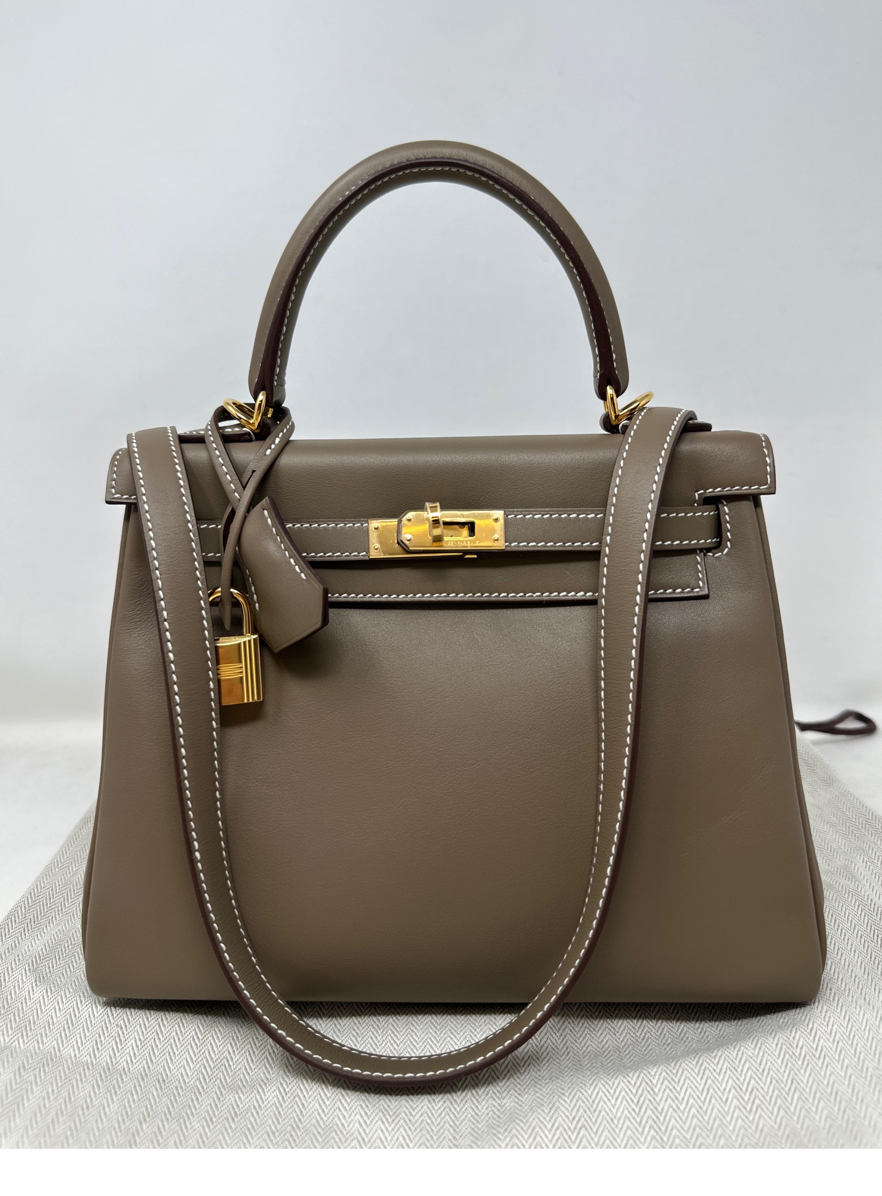 Hermes Kelly 25 Swift Etoupe Bag  For Sale 12