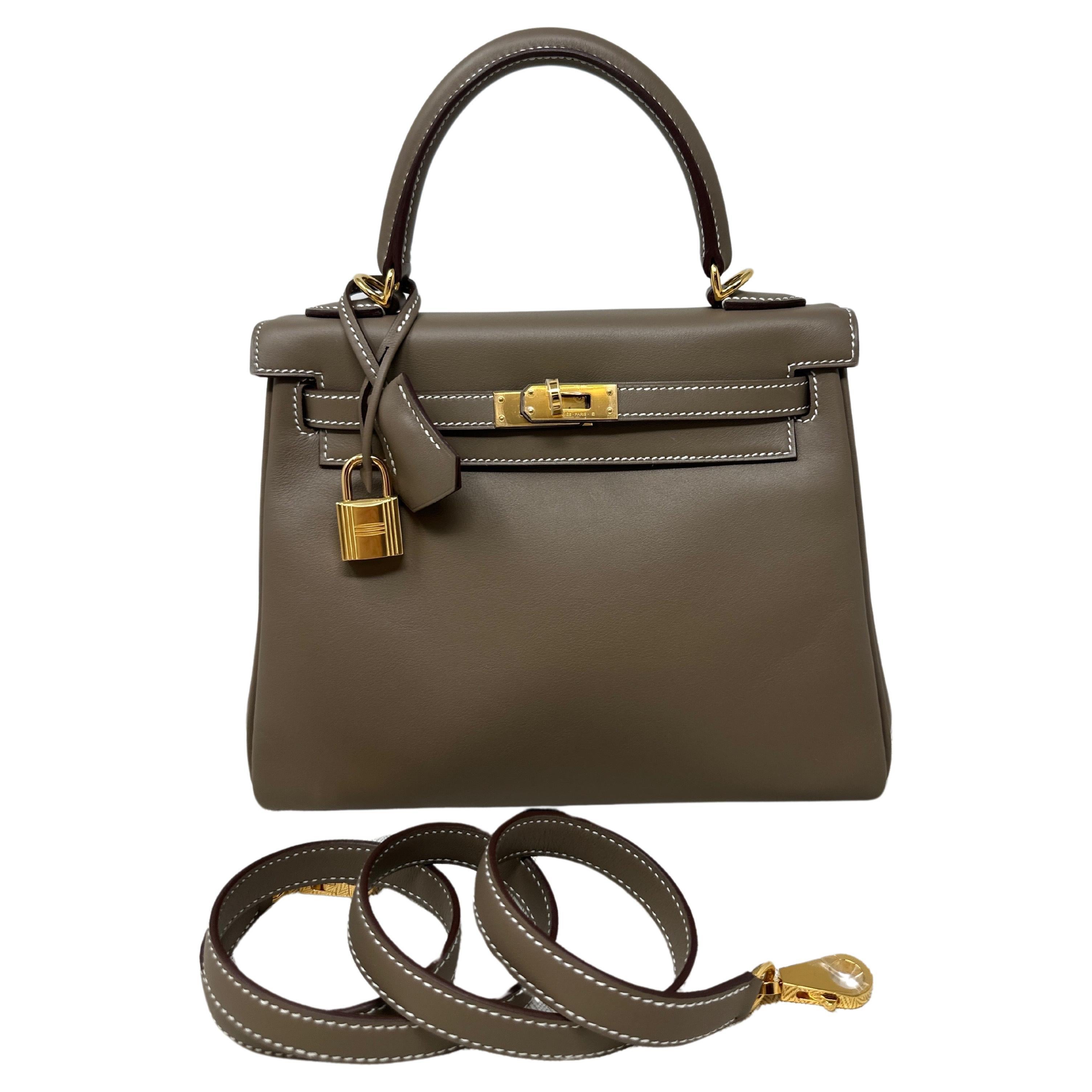 Hermes Kelly 25 Swift Etoupe Bag  For Sale