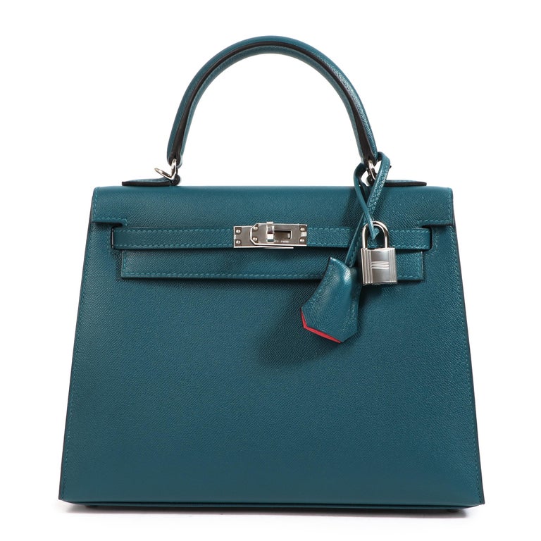 Hermès Kelly 25 Verso Vert Bosphore and Rose Lipstick Madame PHW For Sale  at 1stDibs