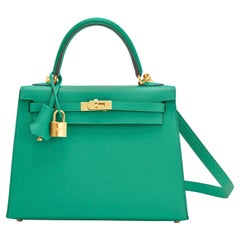 Hermes Kelly 25 Vert Jade Gold Sellier Epsom Grün Umhängetasche Z Stempel, 2021