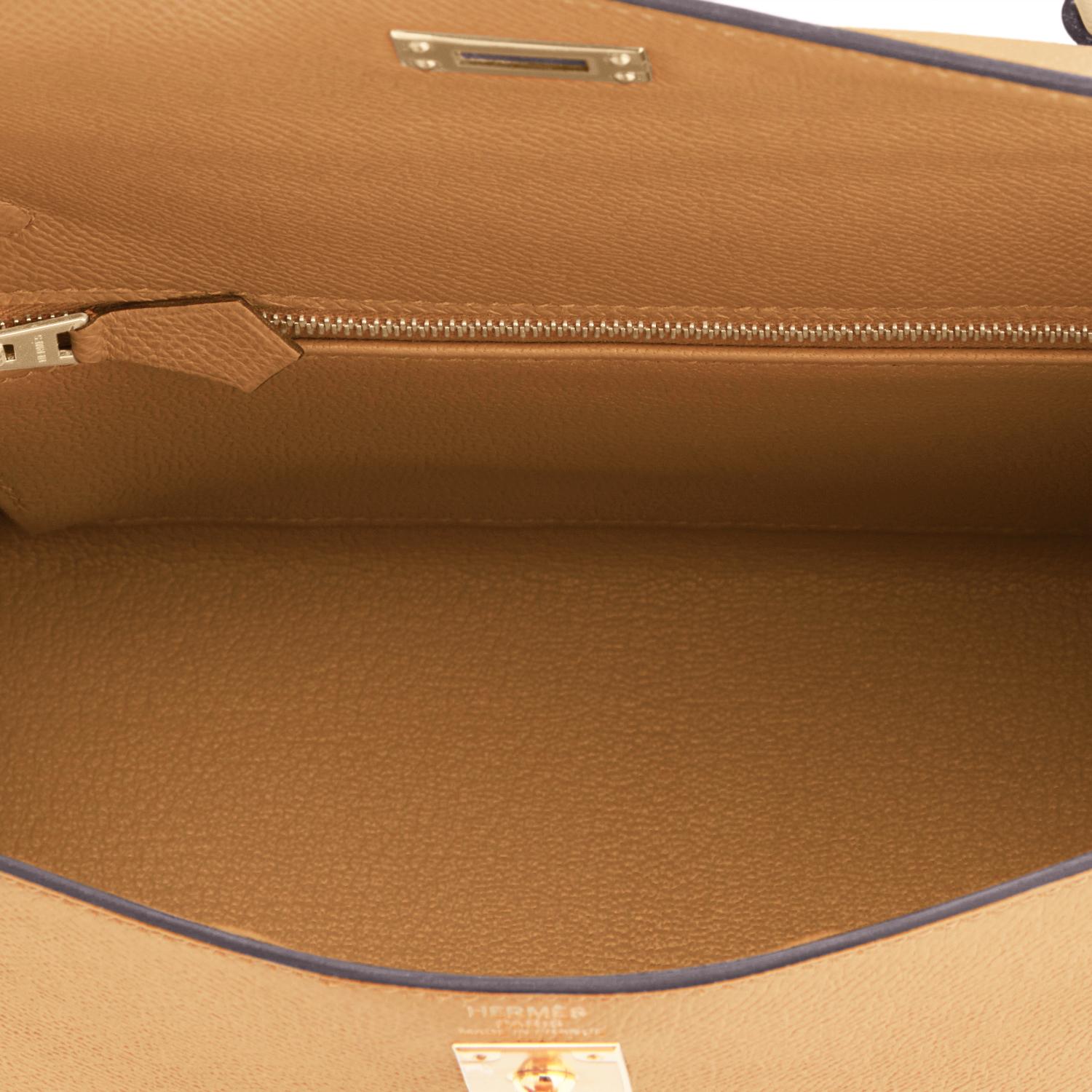 Hermès Kelly 25cm Biskuit Tan Epsom Sellier Umhängetasche mit Gold Z-Stempel, 2021 3