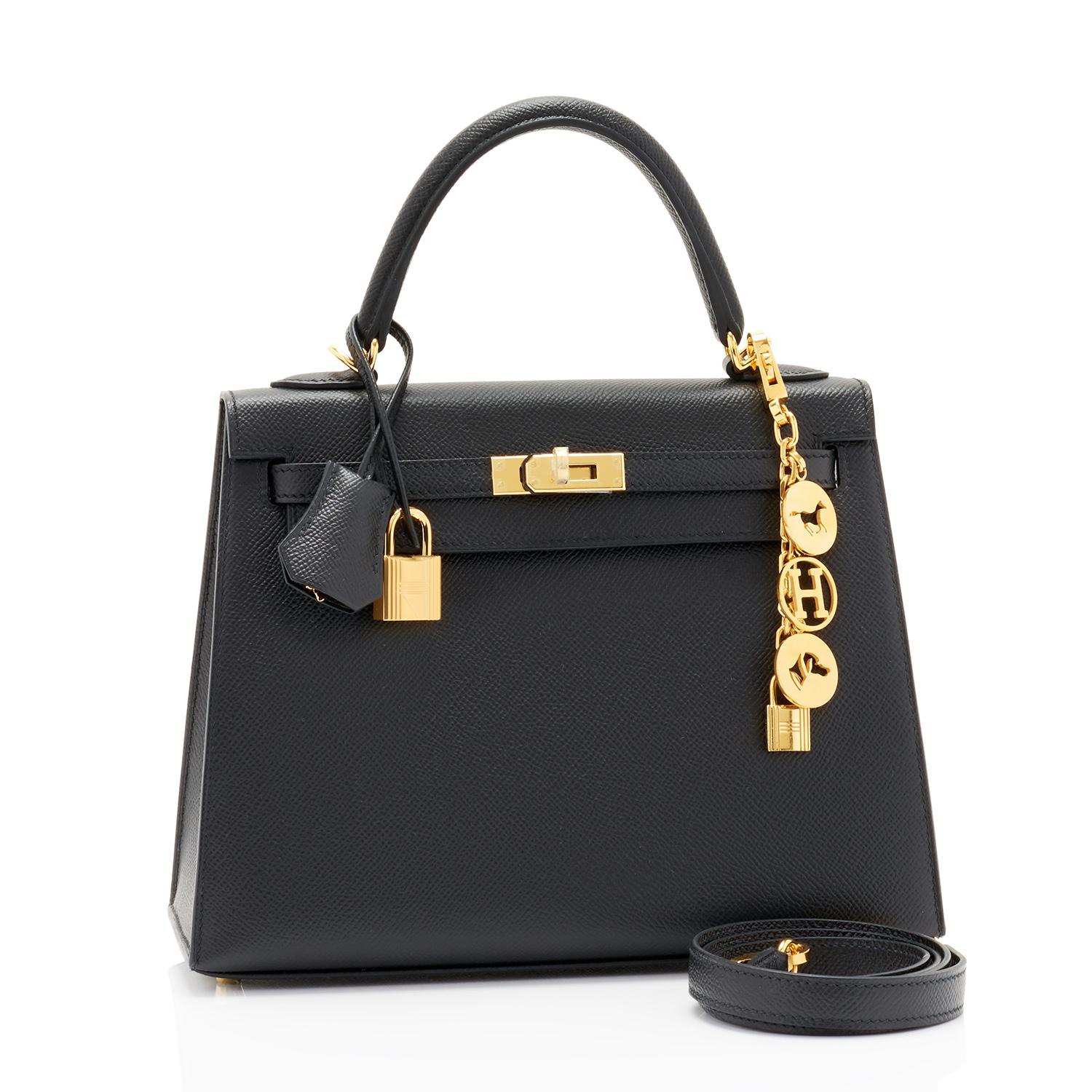 Hermes Kelly 25cm Black Epsom Sellier Gold Jewel Brand New Store Fresh U Stamp, 2022
Just purchased from Hermes store; bag bears new interior 2022 U Stamp.
Brand New in Box. Store Fresh. Pristine Condition (with plastic on hardware).
Perfect gift!