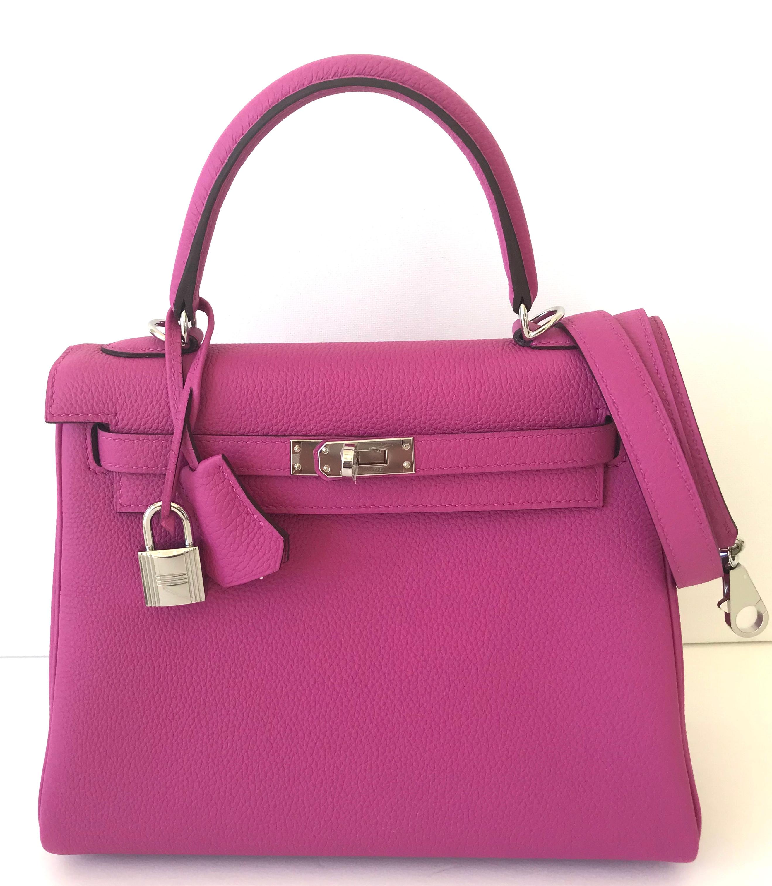 Hermes Kelly 25cm Magnolia Pink Togo Bag Palladium Hardware In New Condition In West Chester, PA
