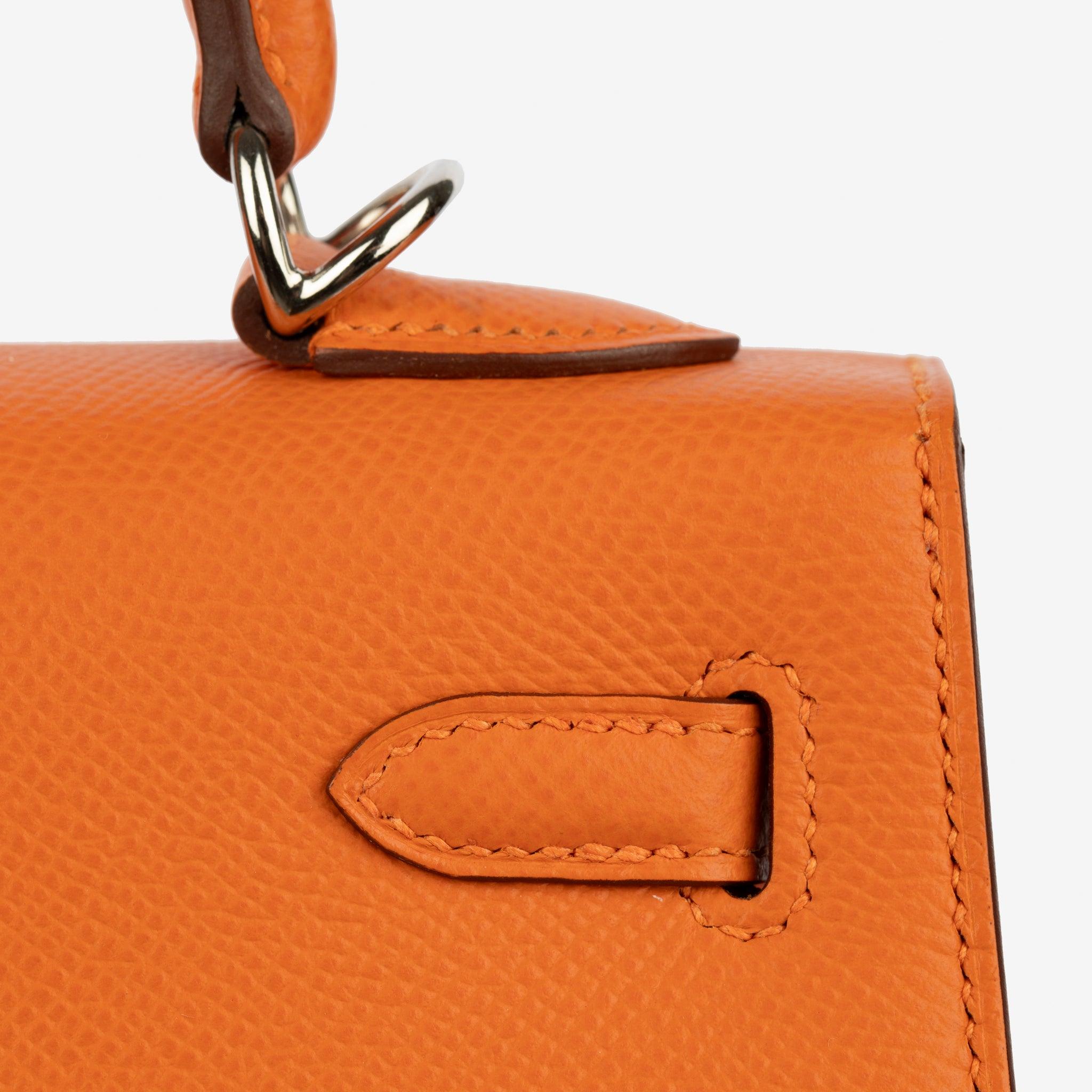 Hermes Kelly 25cm Sellier Orange Epsom Leather Palladium Hardware Unisexe en vente