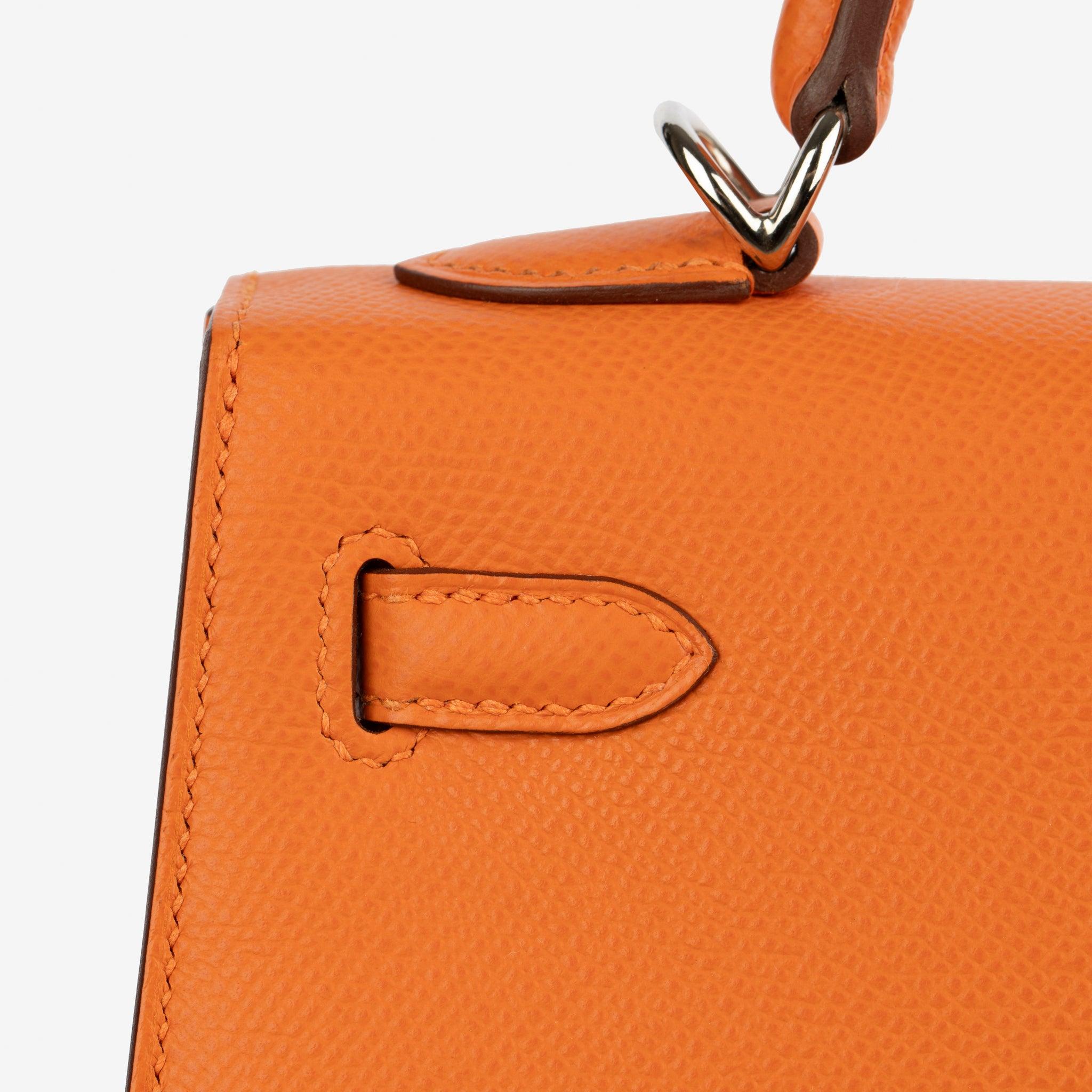 Hermes Kelly 25cm Sellier Orange Epsom Leather Palladium Hardware en vente 1