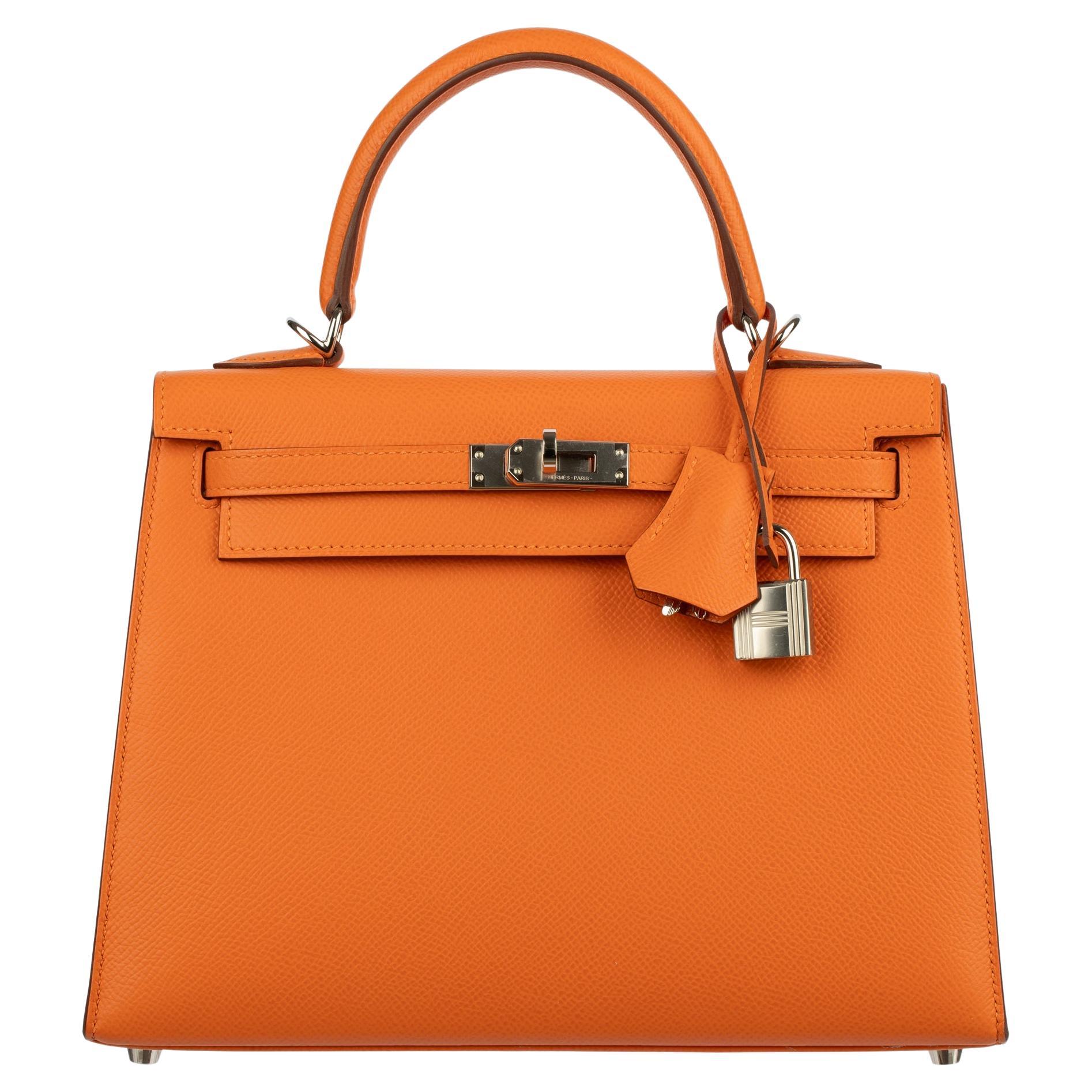 Hermes Kelly 25cm Sellier Orange Epsom Leather Palladium Hardware en vente