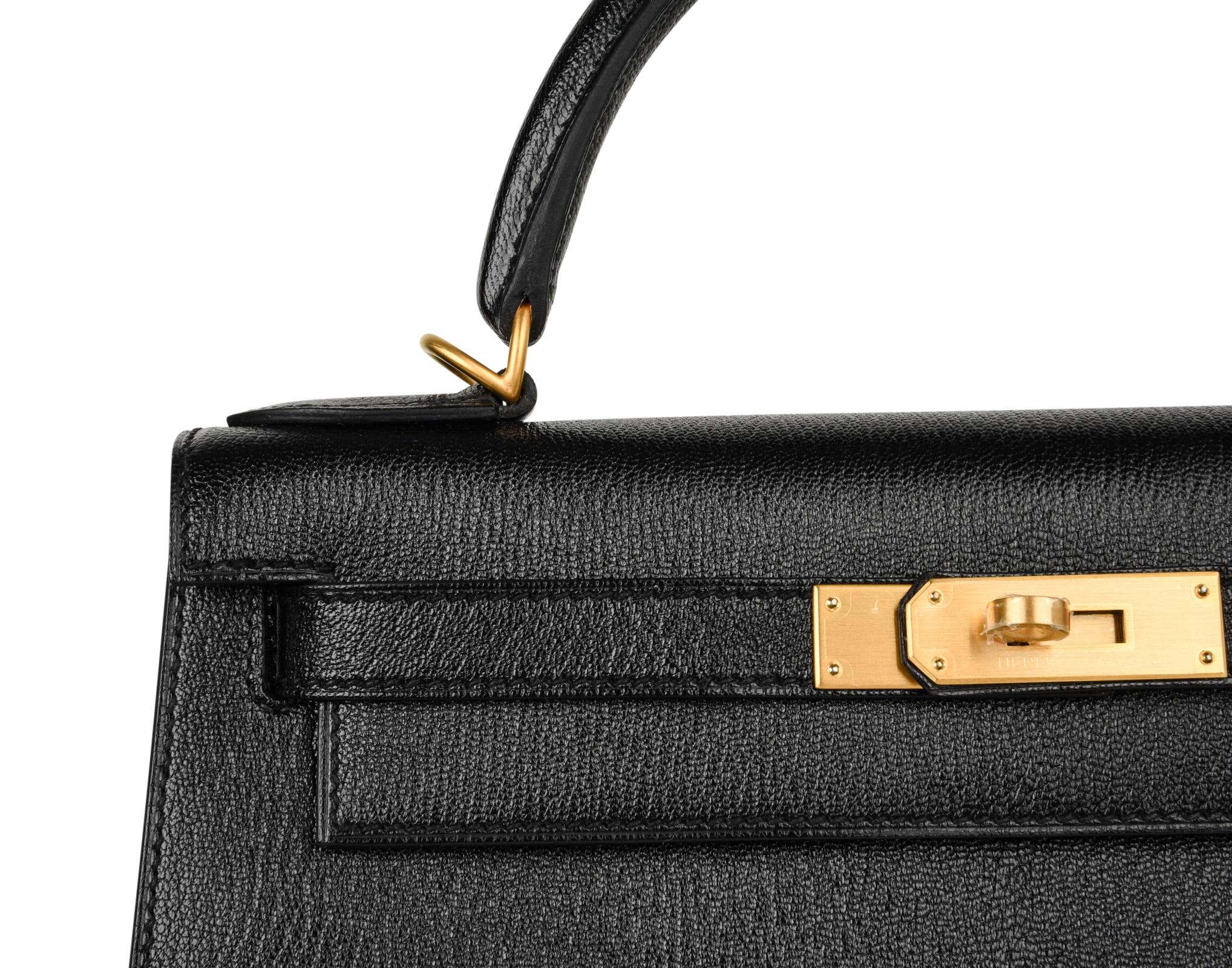 Hermes Kelly 28 Bag HSS Sellier Black/Vermillion Interior Chevre Brushed Gold  1