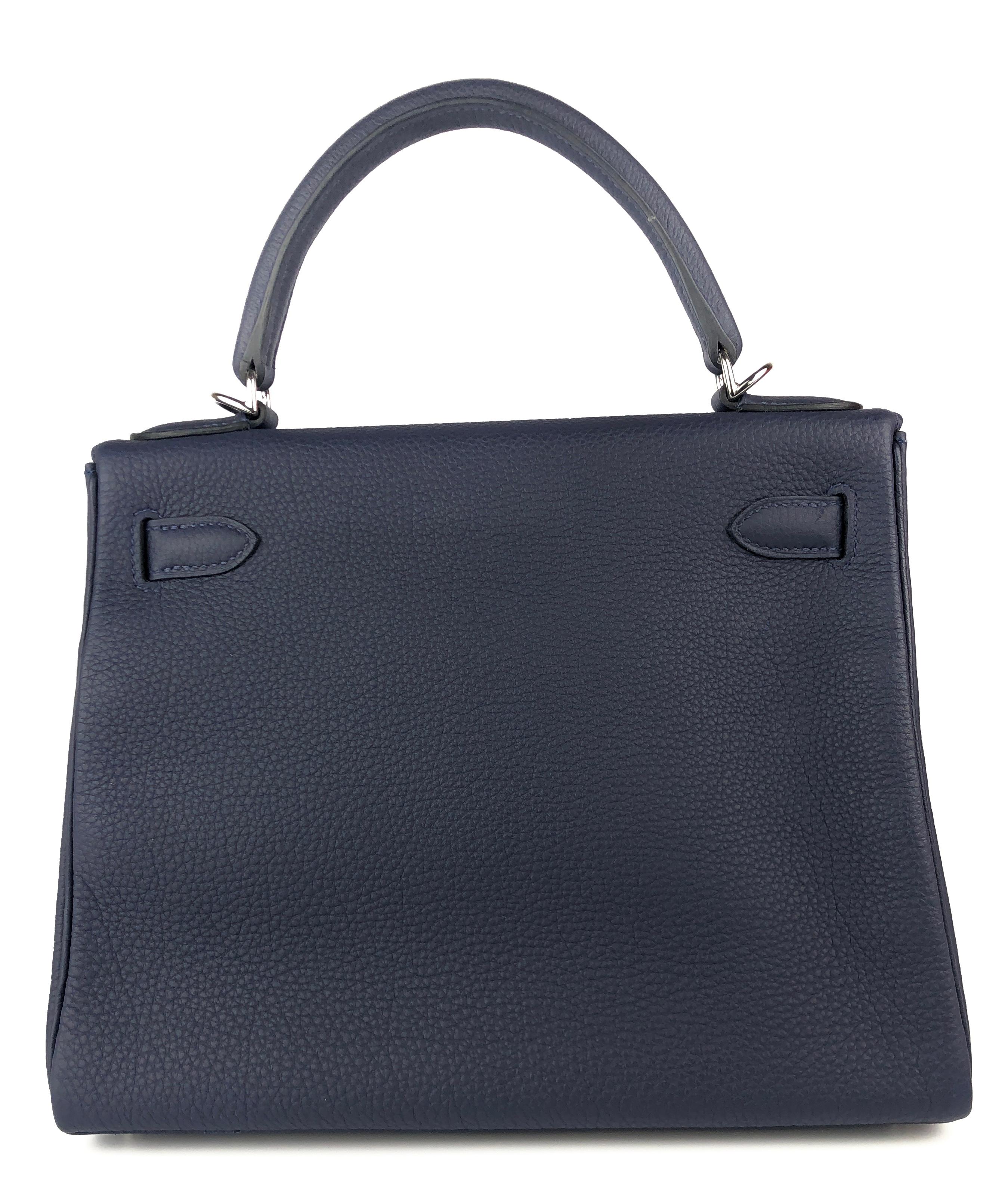 Hermes Kelly 28 Bleu Nuit Navy Blue Leather Gold Hardware 2019 In Excellent Condition In Miami, FL