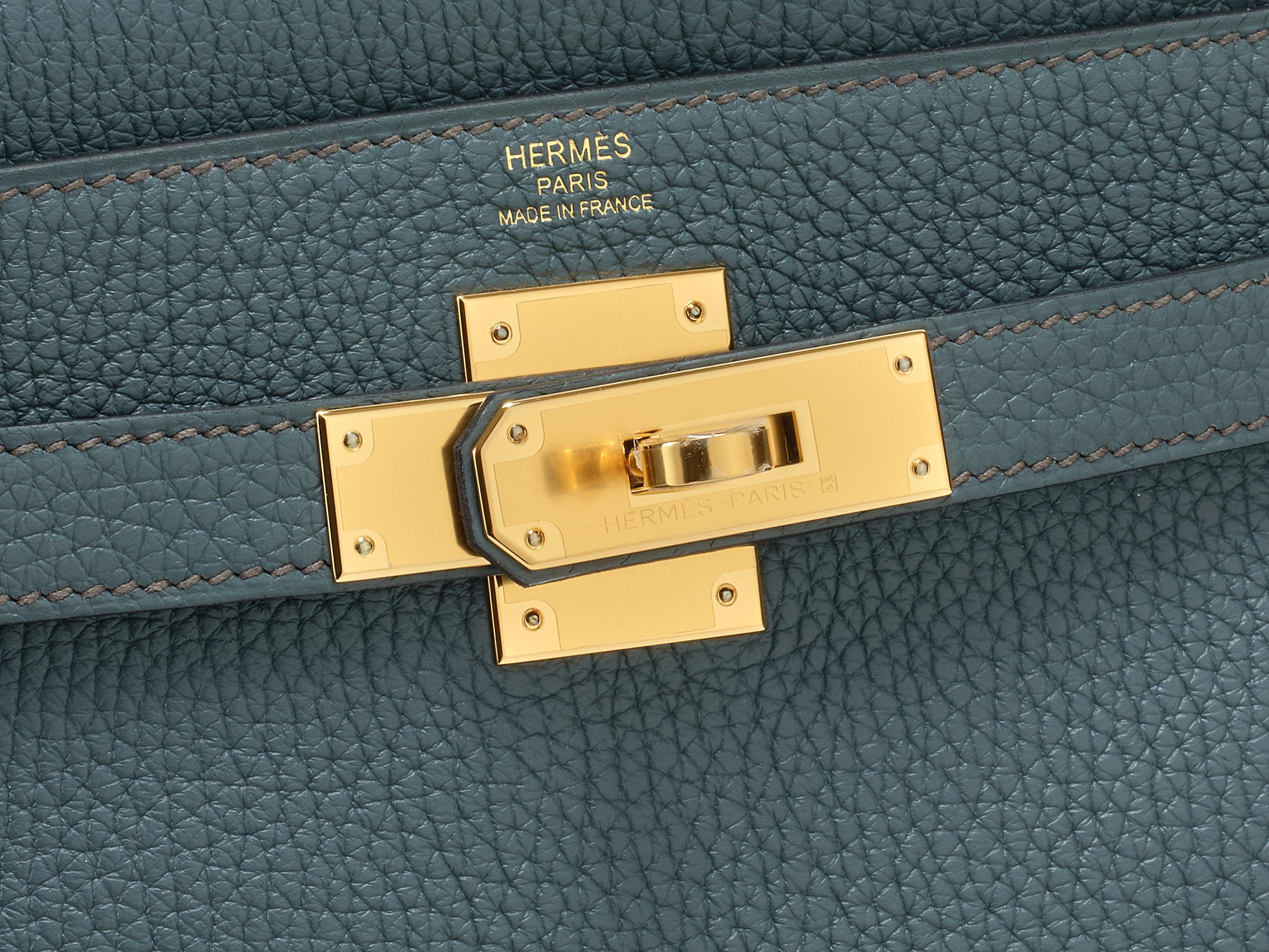 Hermès Kelly 28 Bleu Orage Taurillon Clemence Herrajes de Oro en Nuevo estado para la venta en Berlin, DE