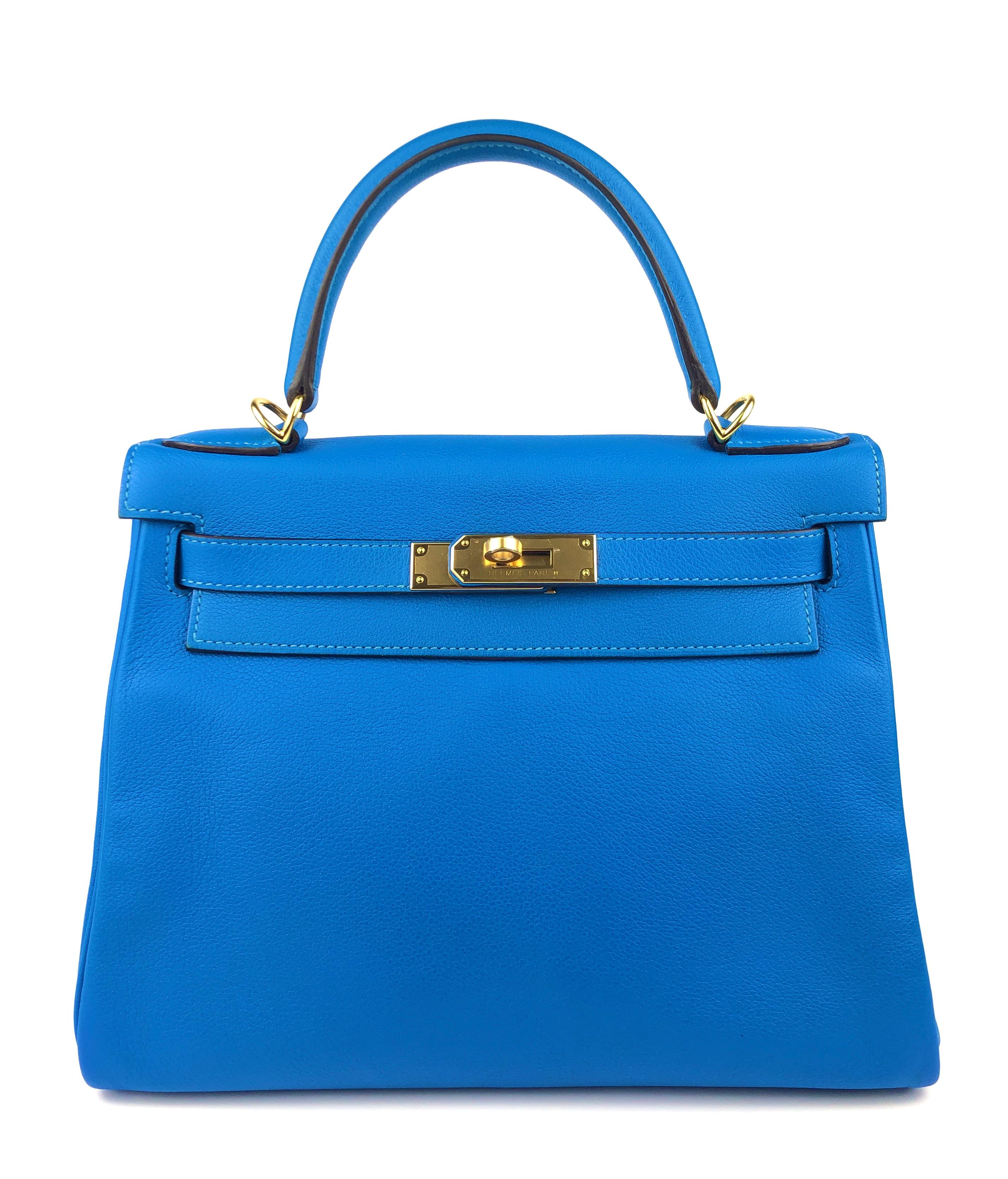 Absolutely Stunning Hermes Kelly 28 Blue Hydra Evercolor Leather Complimented by Gold Hardware. 2016 X Stamp. Excellent Condition Plastic on Hardware and Feet, perfect corners and Structure. 

Shop with Confidence from Lux Addicts. Authenticity