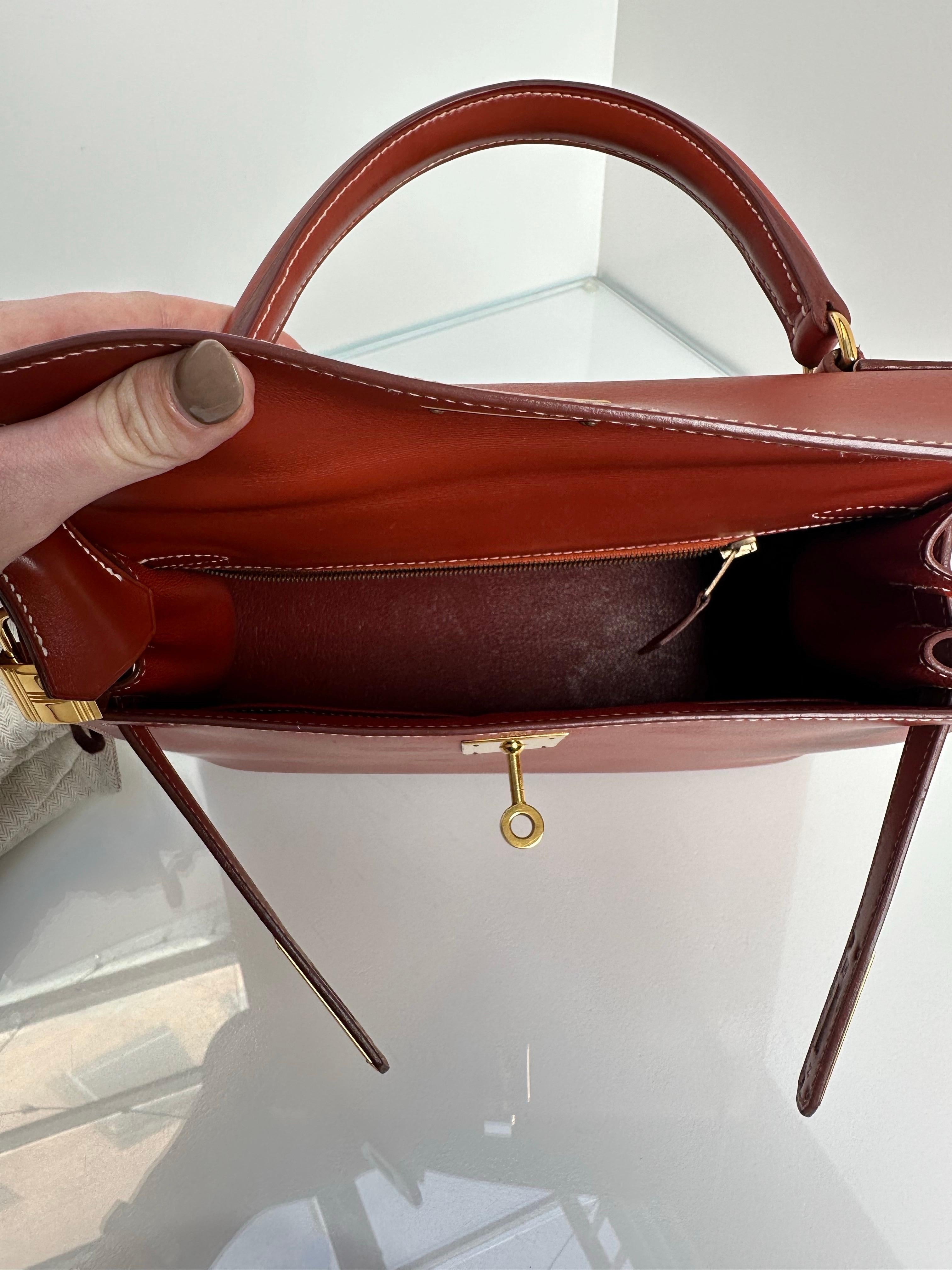 Hermes Kelly 28 Brique Box Gold Hardware en venta 1