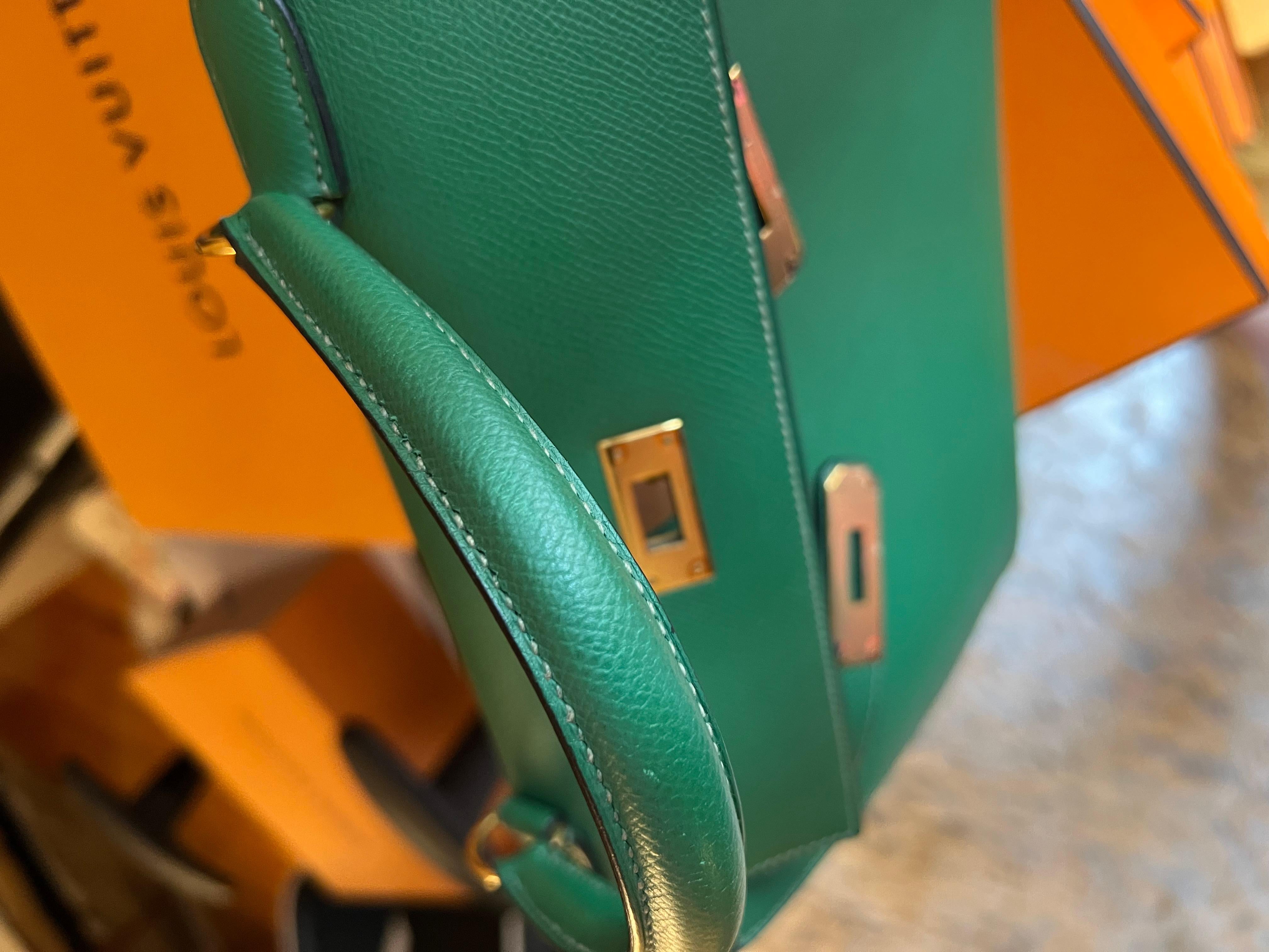 Hermes Kelly 28 Cactus Sellier Bag with GHW in Courchevel leather For Sale 11