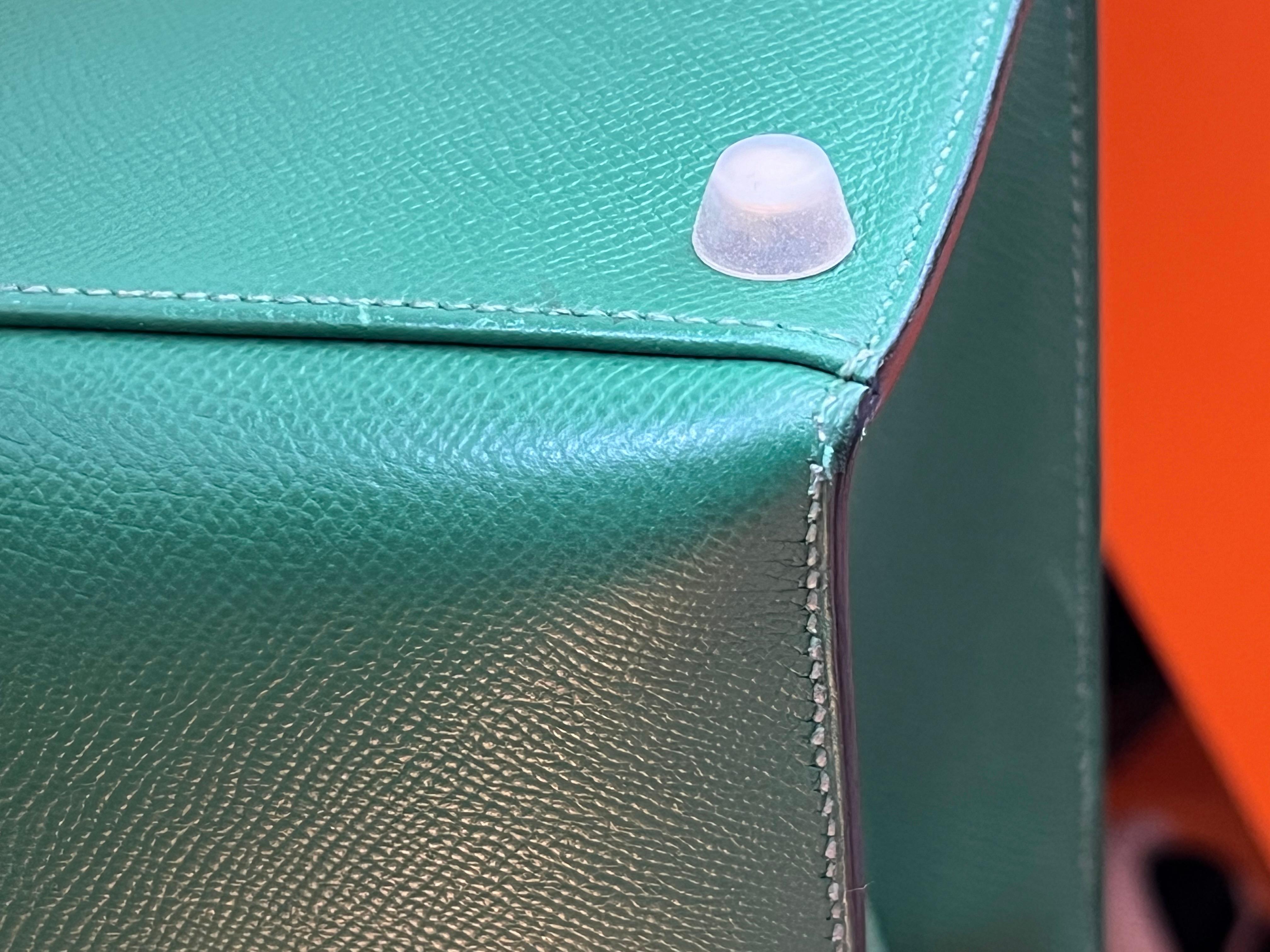 Hermes Kelly 28 Cactus Sellier Bag with GHW in Courchevel leather For Sale 14