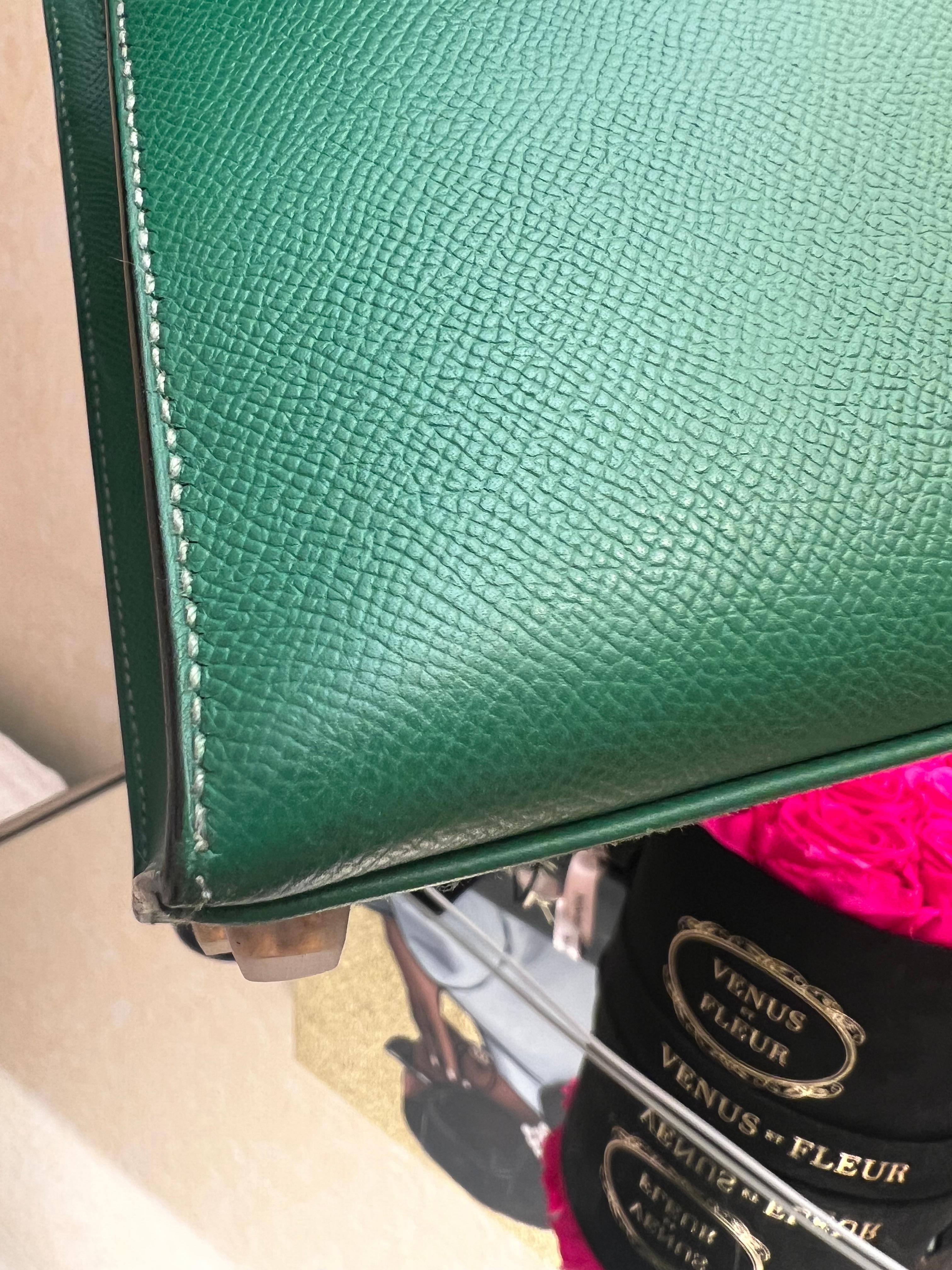 Hermes Kelly 28 Cactus Sellier Bag with GHW in Courchevel leather For Sale 4