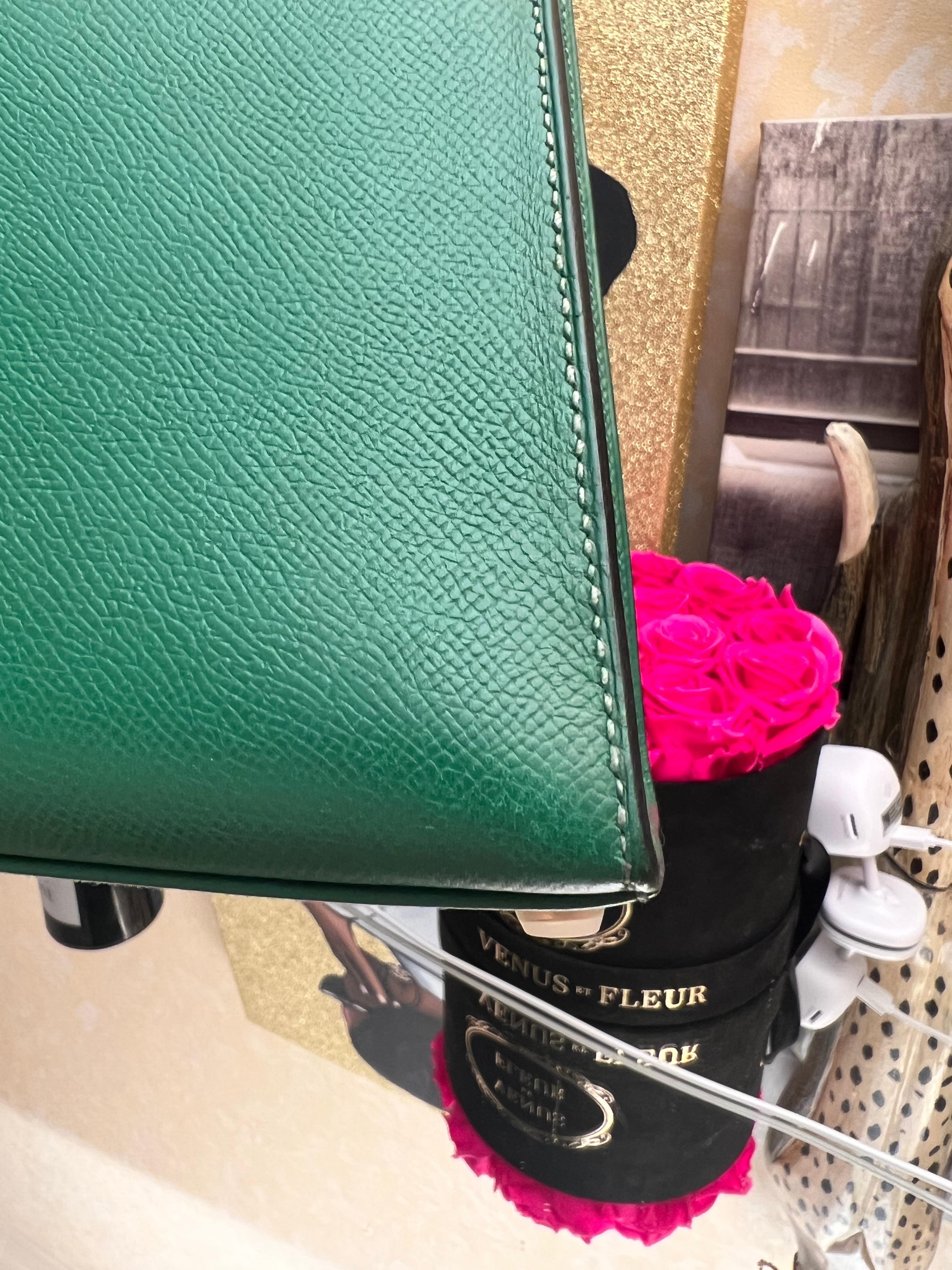 Hermes Kelly 28 Cactus Sellier Bag with GHW in Courchevel leather For Sale 5