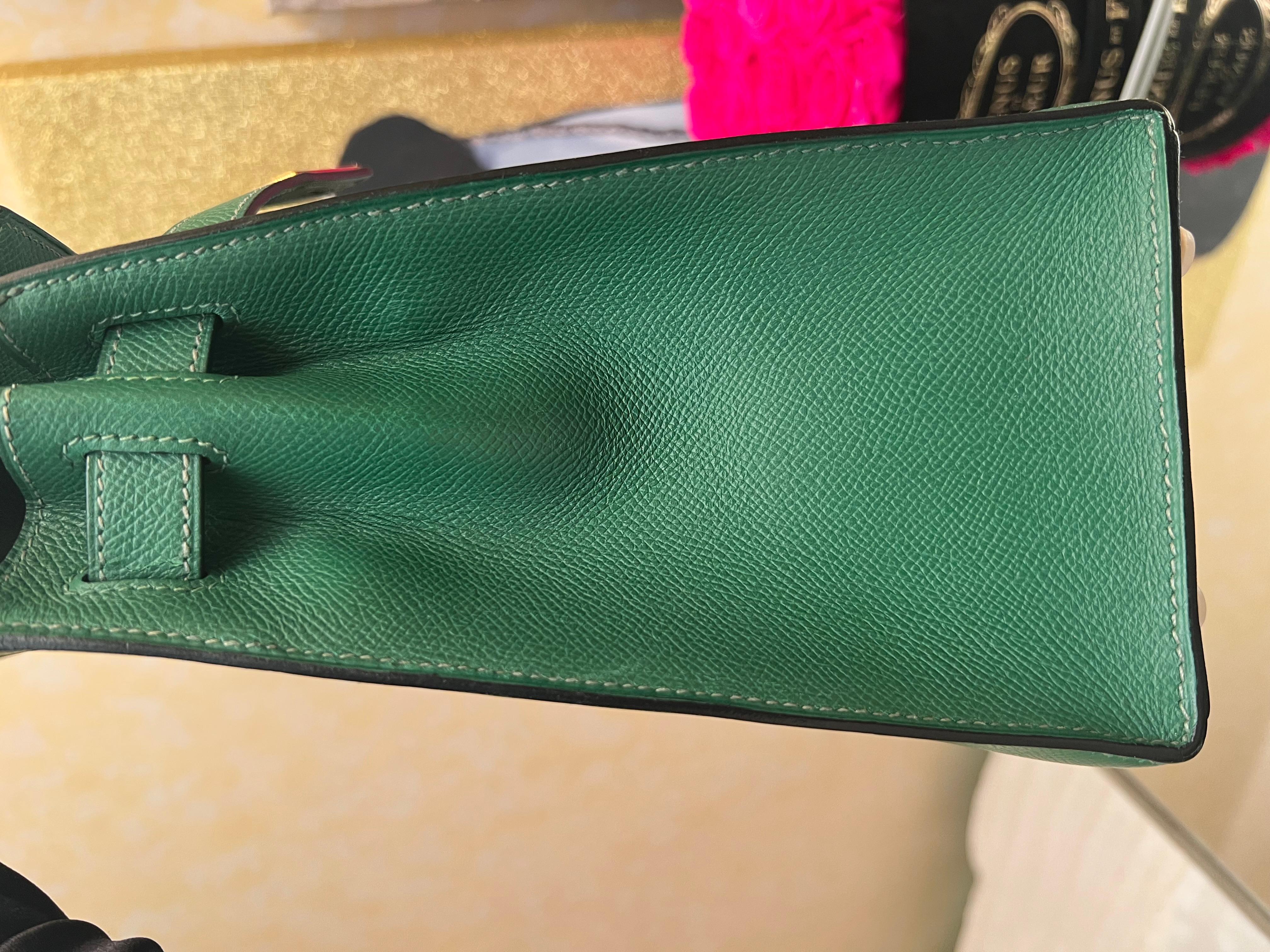 Hermes Kelly 28 Cactus Sellier Tasche mit GHW in Epsom Leder  im Angebot 10