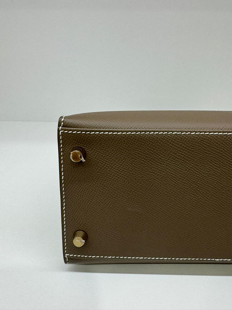 Hermes Kelly 28 Etoupe GHW In New Condition In Double Bay, AU