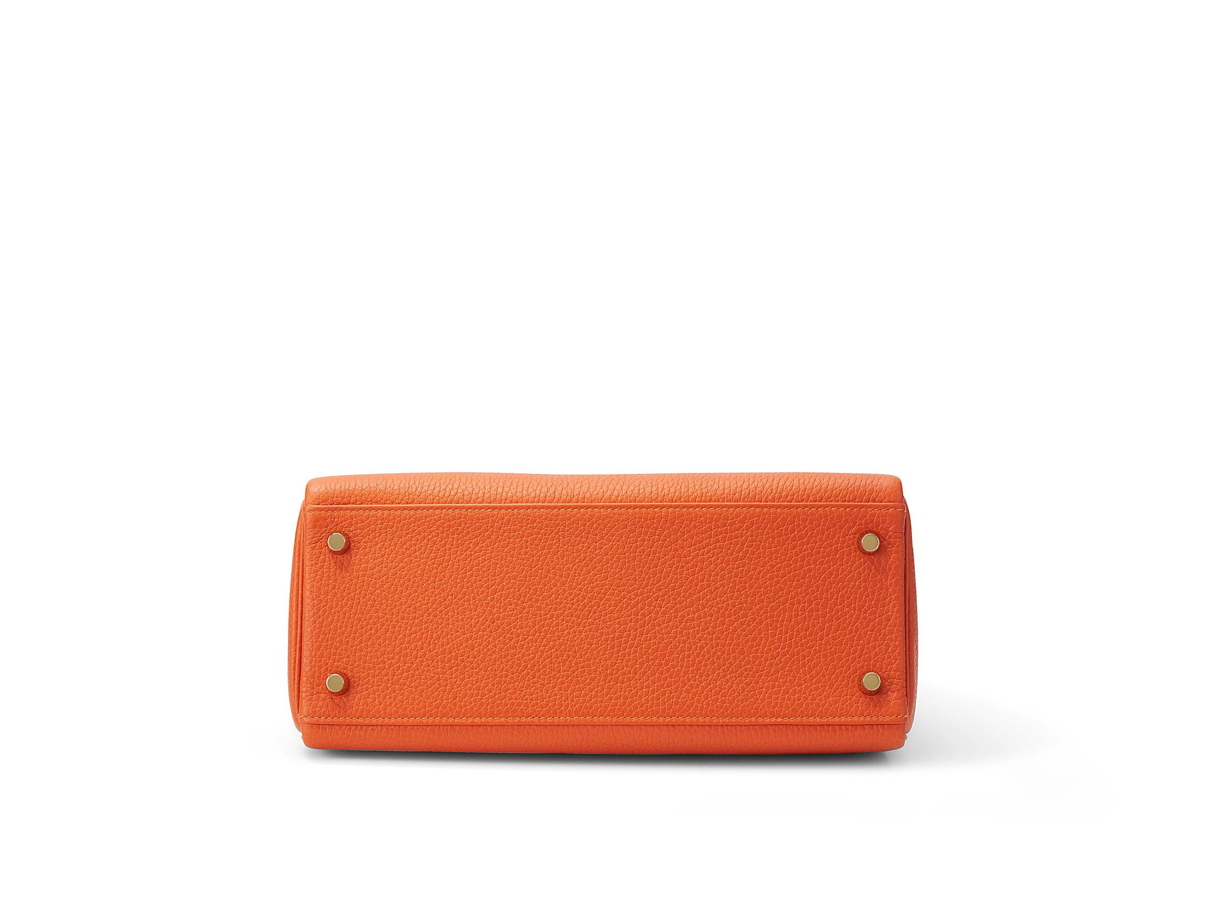 Hermès Kelly 28 Feu Taurillon Clemence Gold Hardware im Angebot 4