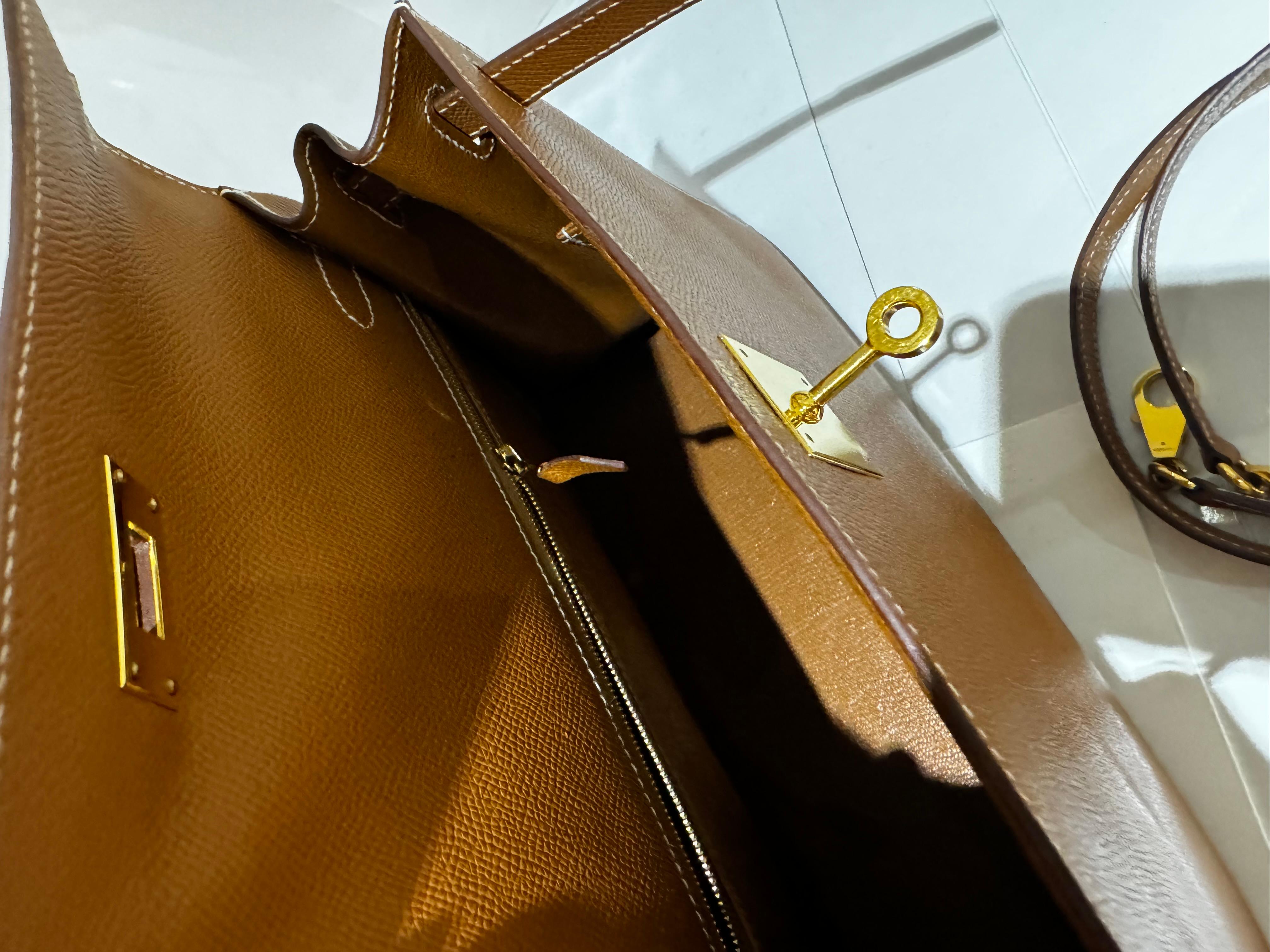 Hermès Kelly 28 Gold bag Epsom with Gold Hardware 2