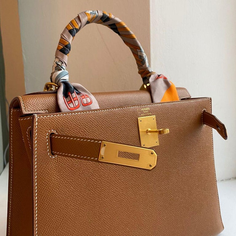 Hermès Vintage Kelly Leather Top Handle Bag in Brown