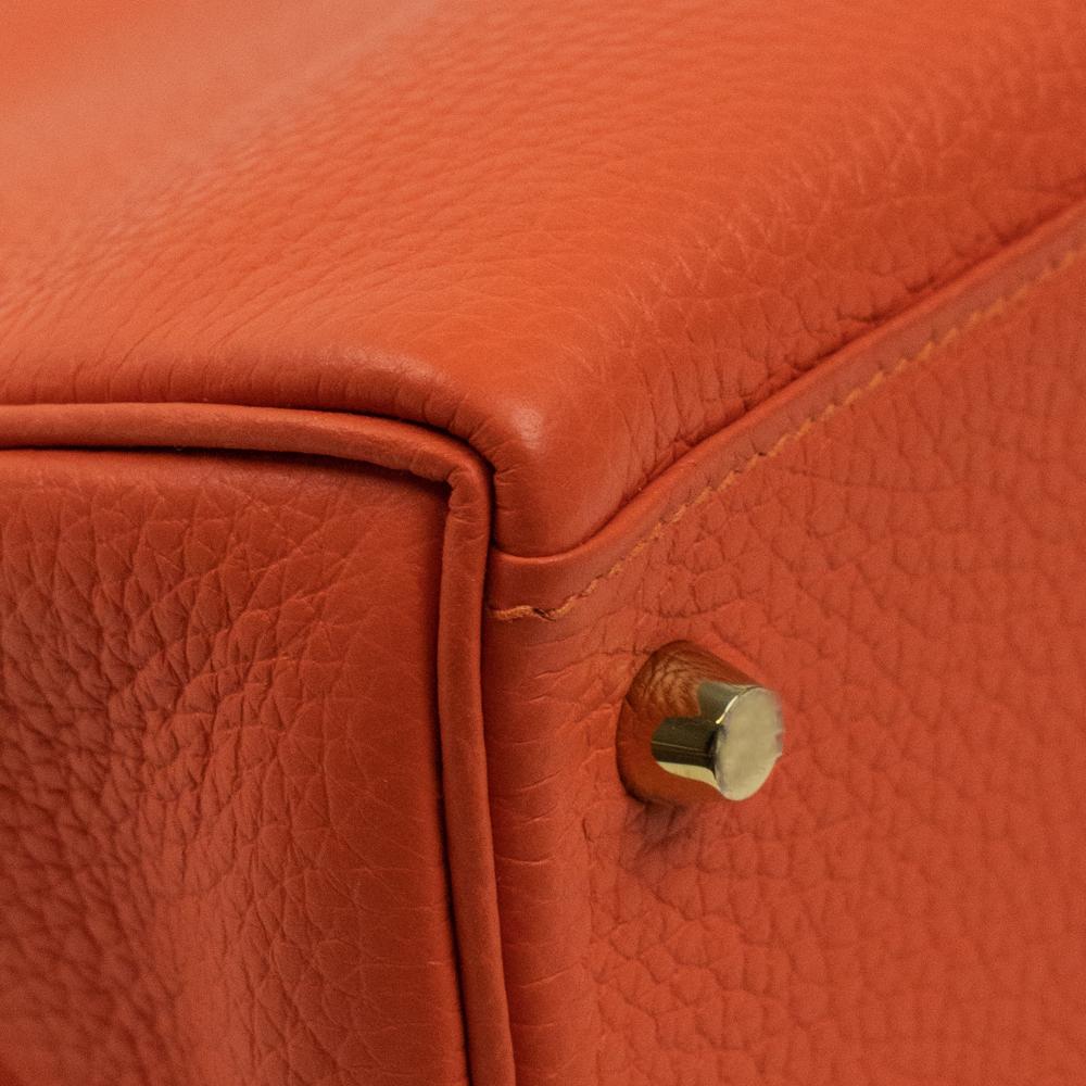 HERMÈS, Kelly 28 in orange leather 9