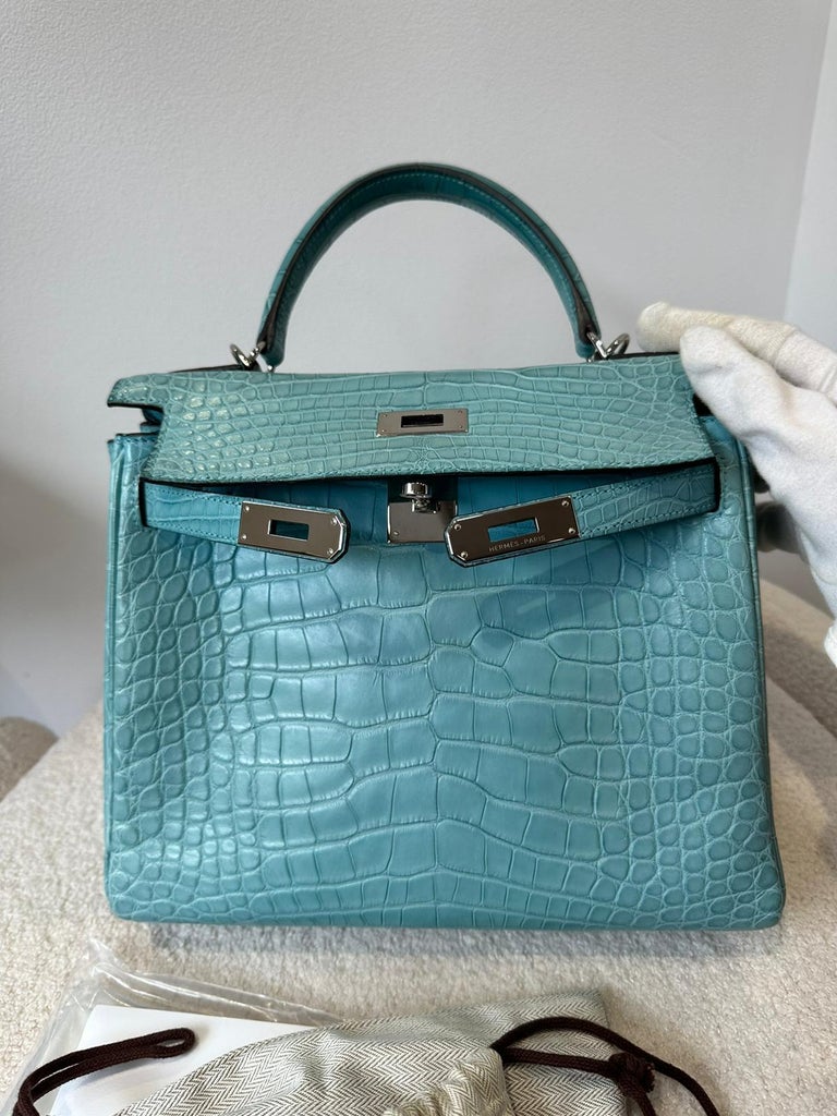 Hermès Mini Kelly Pochette of Bleu Indigo Matte Mississippiensis Alligator  with Palladium Hardware, Handbags and Accessories Online, 2019
