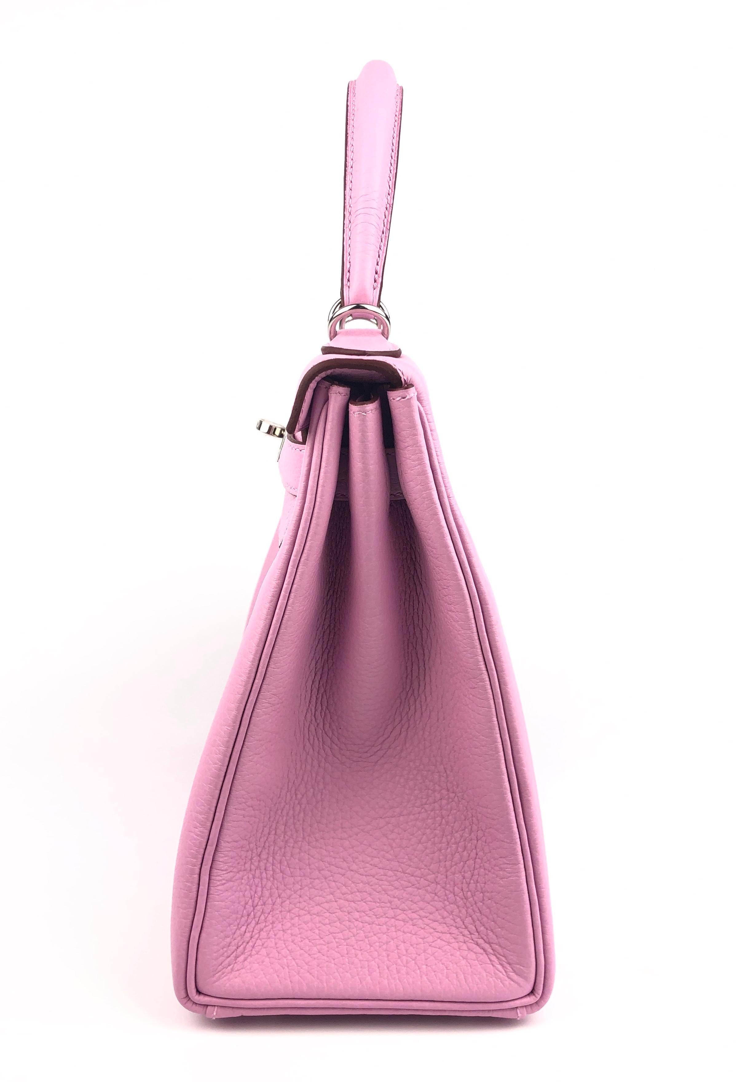 Hermès - Sac Kelly 28 mauve Sylvester en cuir rose avec quincaillerie en palladium, neuf en vente 3