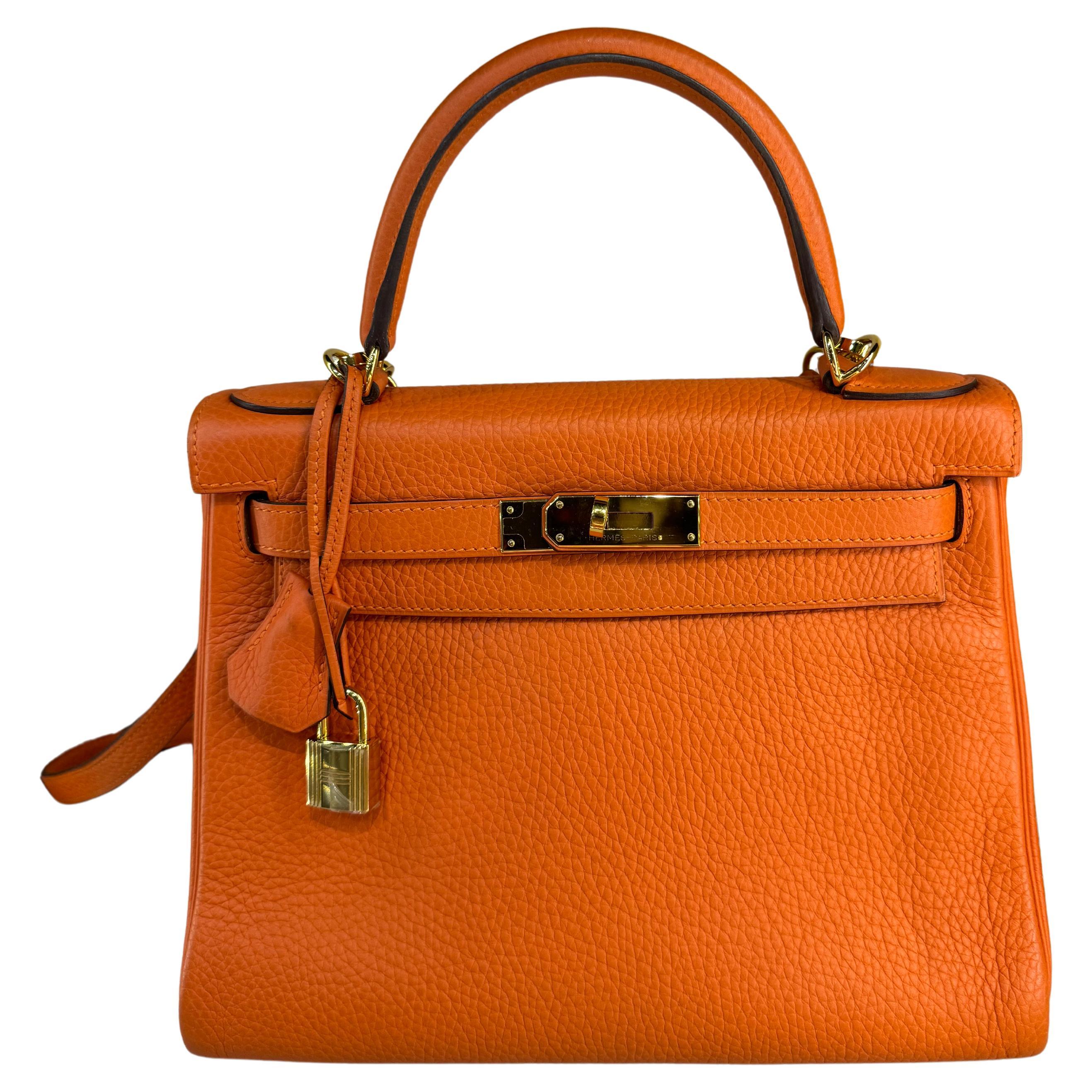 Hermes Kelly 28 Orange Gold Hardware bag For Sale