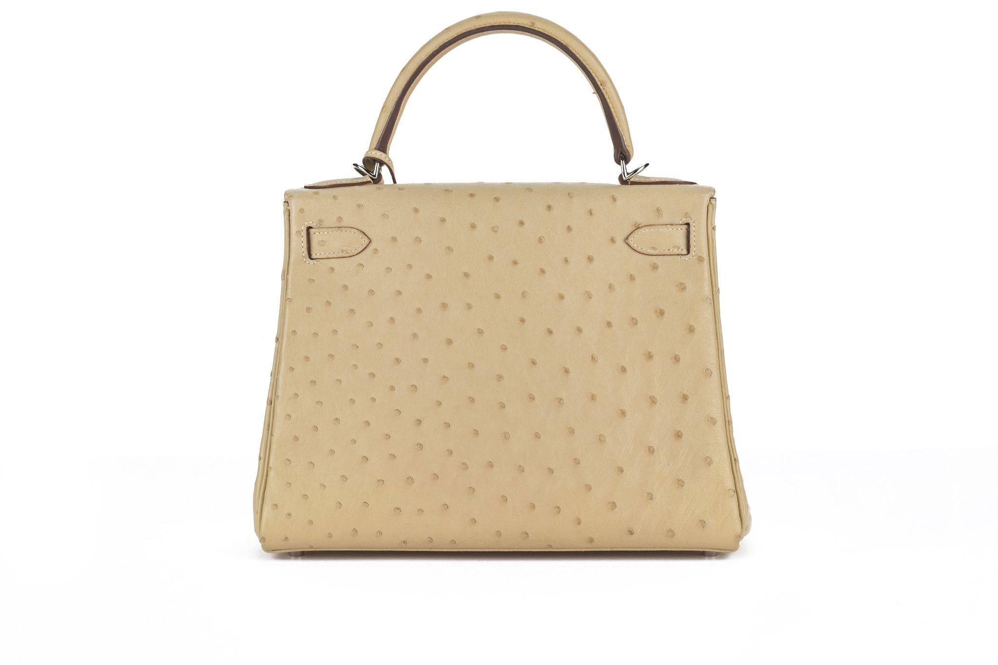Hermès Kelly 28 Ostrich Parchemin Palladium Hardware For Sale 1