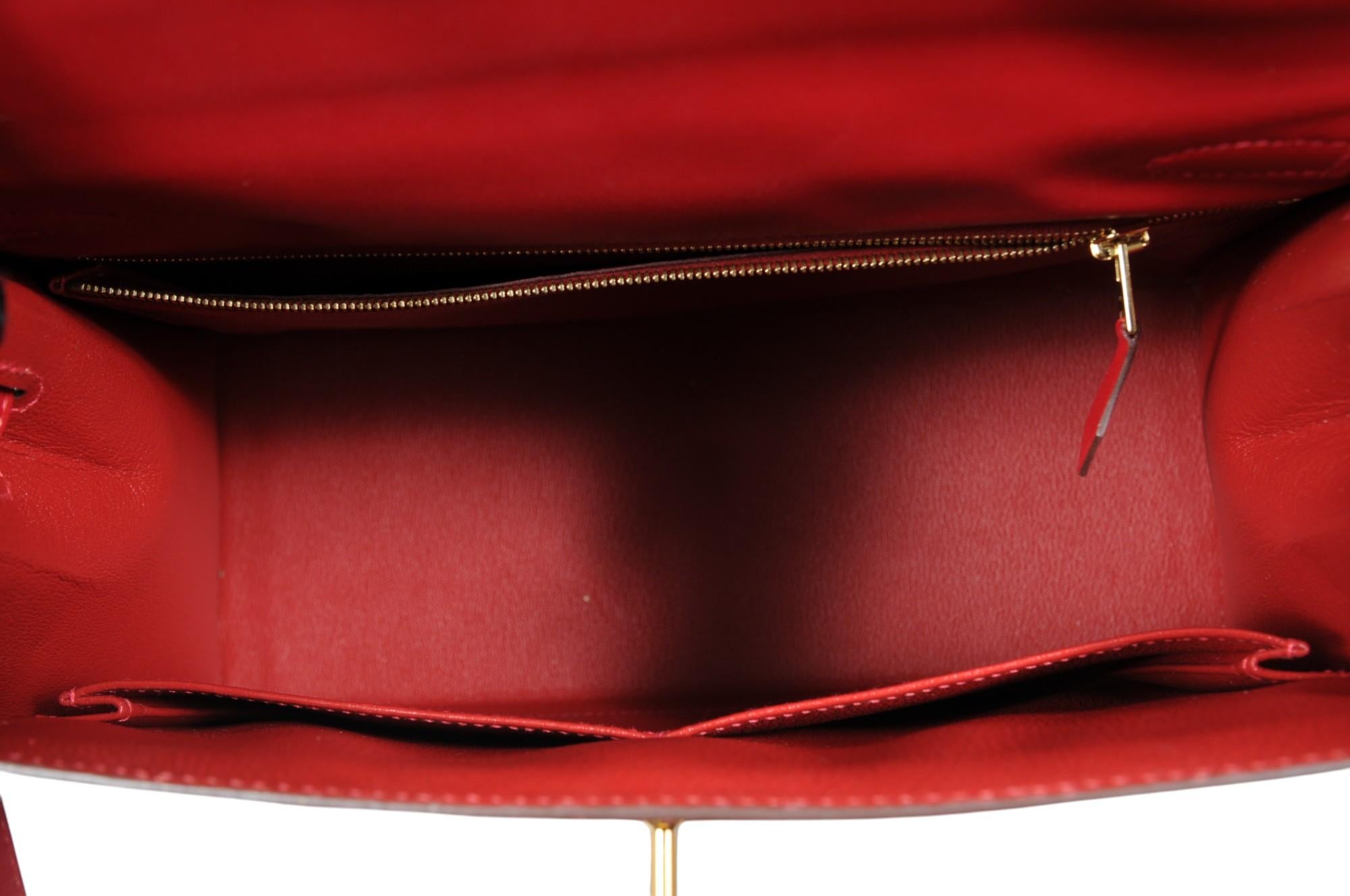 Hermes Kelly 28 Red Box Borsa in pelle di vitello Manico superiore Tracolla Hardware oro in vendita 11