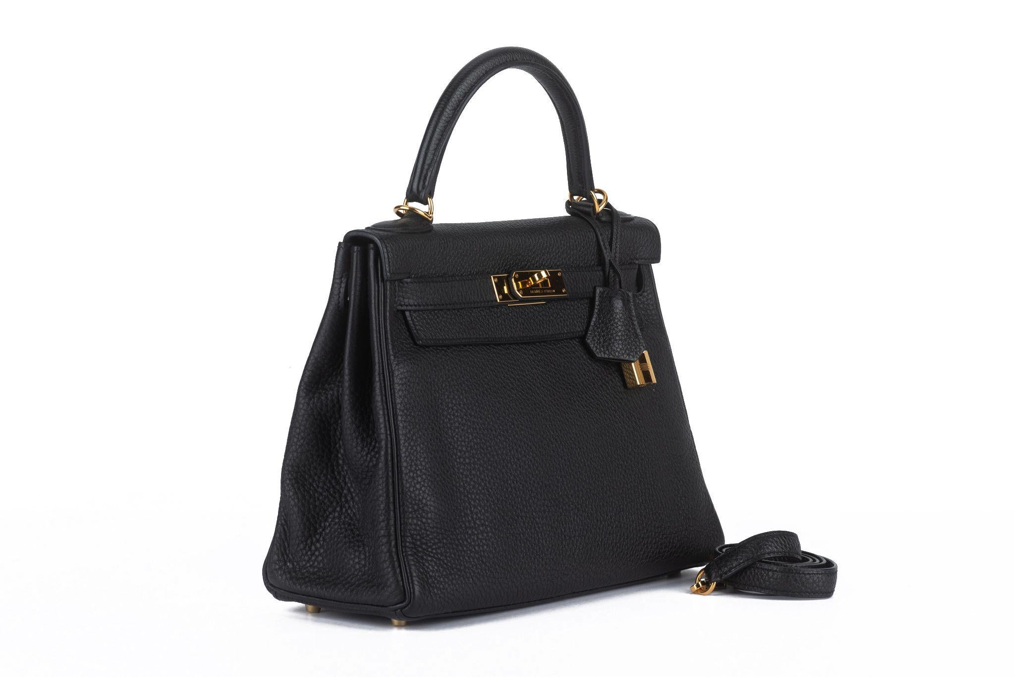 Hermès Kelly 28 Retourne' Black Togo In Excellent Condition In West Hollywood, CA