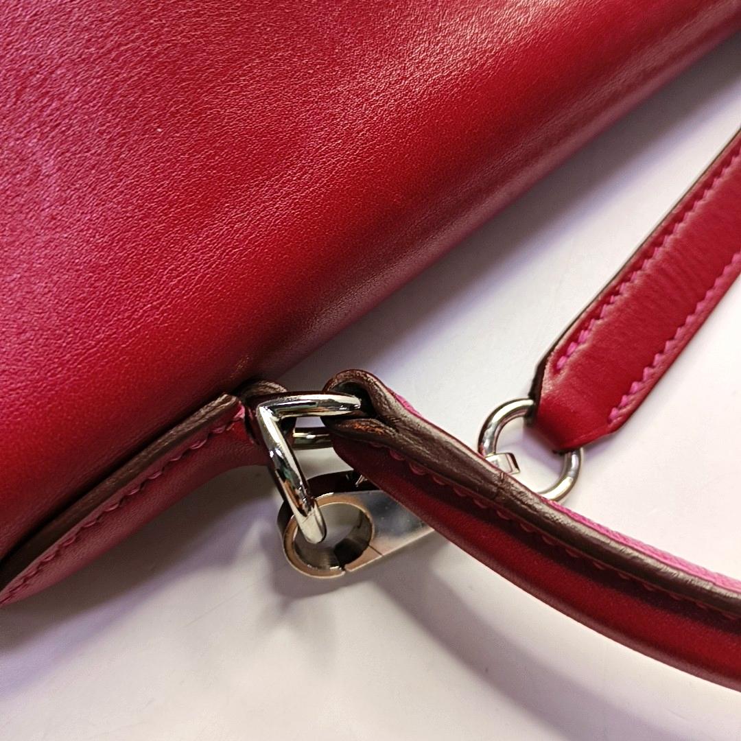 Hermes Kelly 28 Retourne Rouge Grenat/Vermillon Red Box Leather Gold Hardware 20 For Sale 9