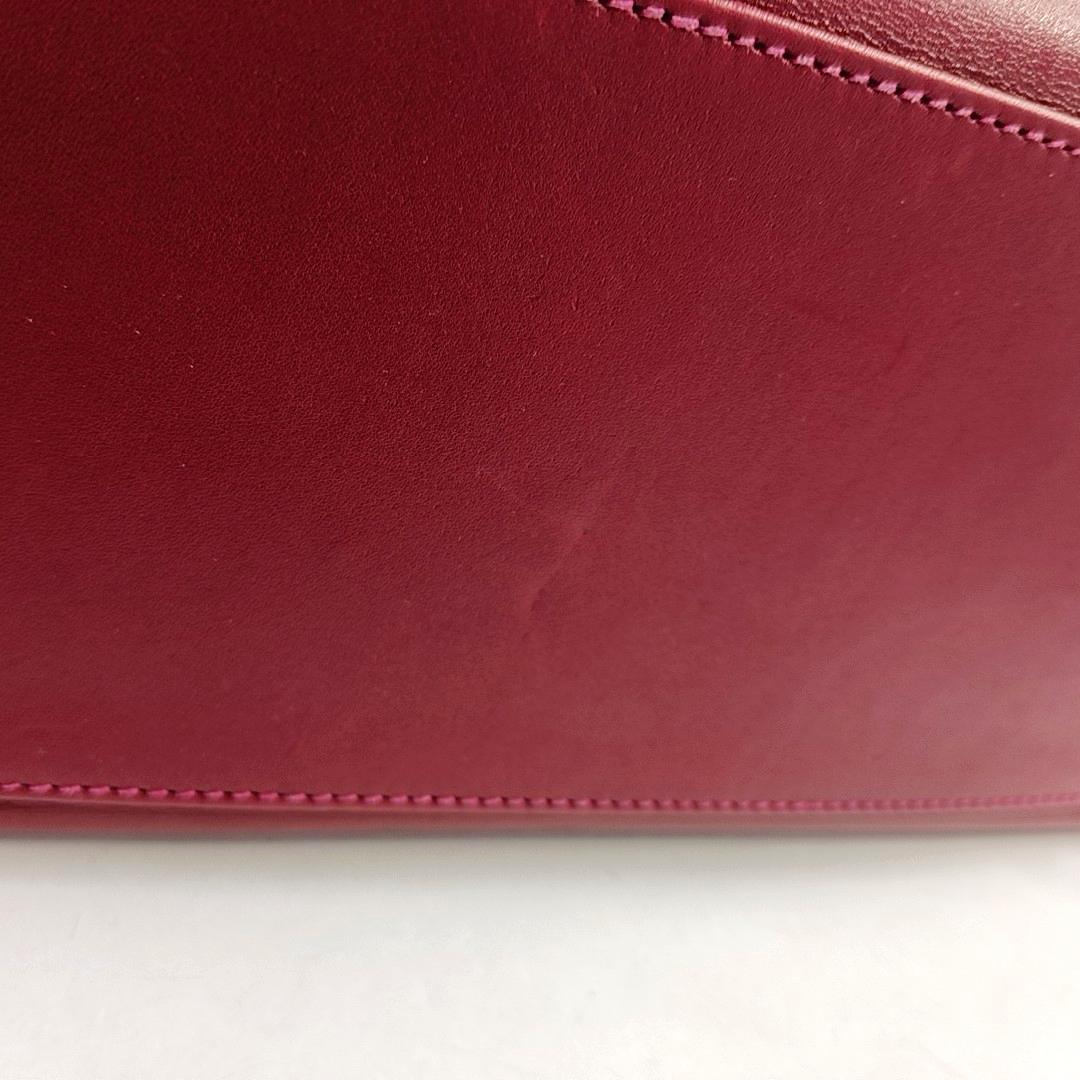Hermes Kelly 28 Retourne Rouge Grenat/Vermillon Red Box Leather Gold Hardware 20 For Sale 12