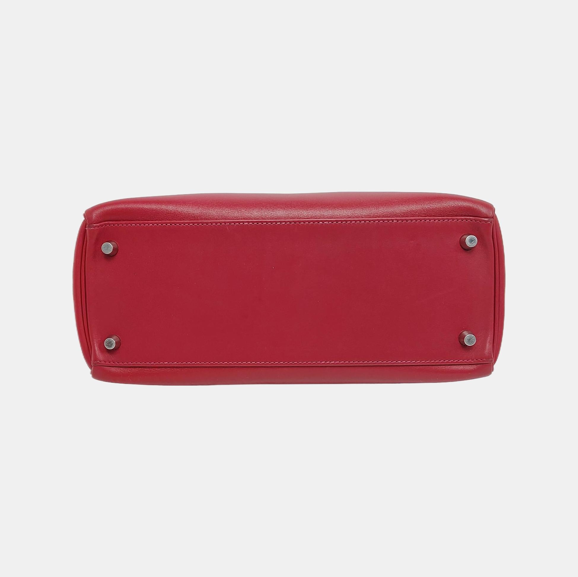 Hermes Kelly 28 Retourne Rouge Grenat/Vermillon Red Box Leather Gold Hardware 20 For Sale 1