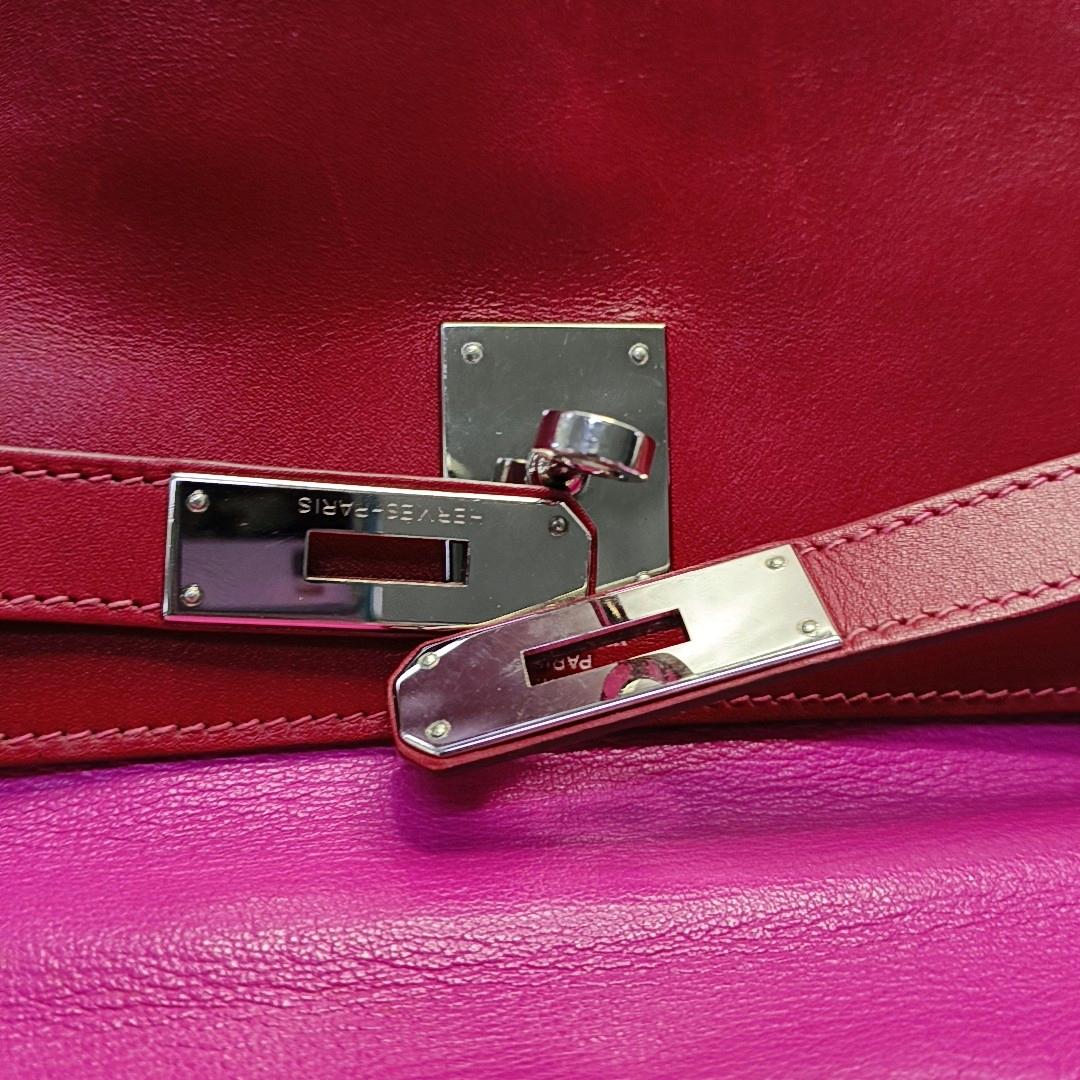 Hermes Kelly 28 Retourne Rouge Grenat/Vermillon Red Box Leather Gold Hardware 20 For Sale 5