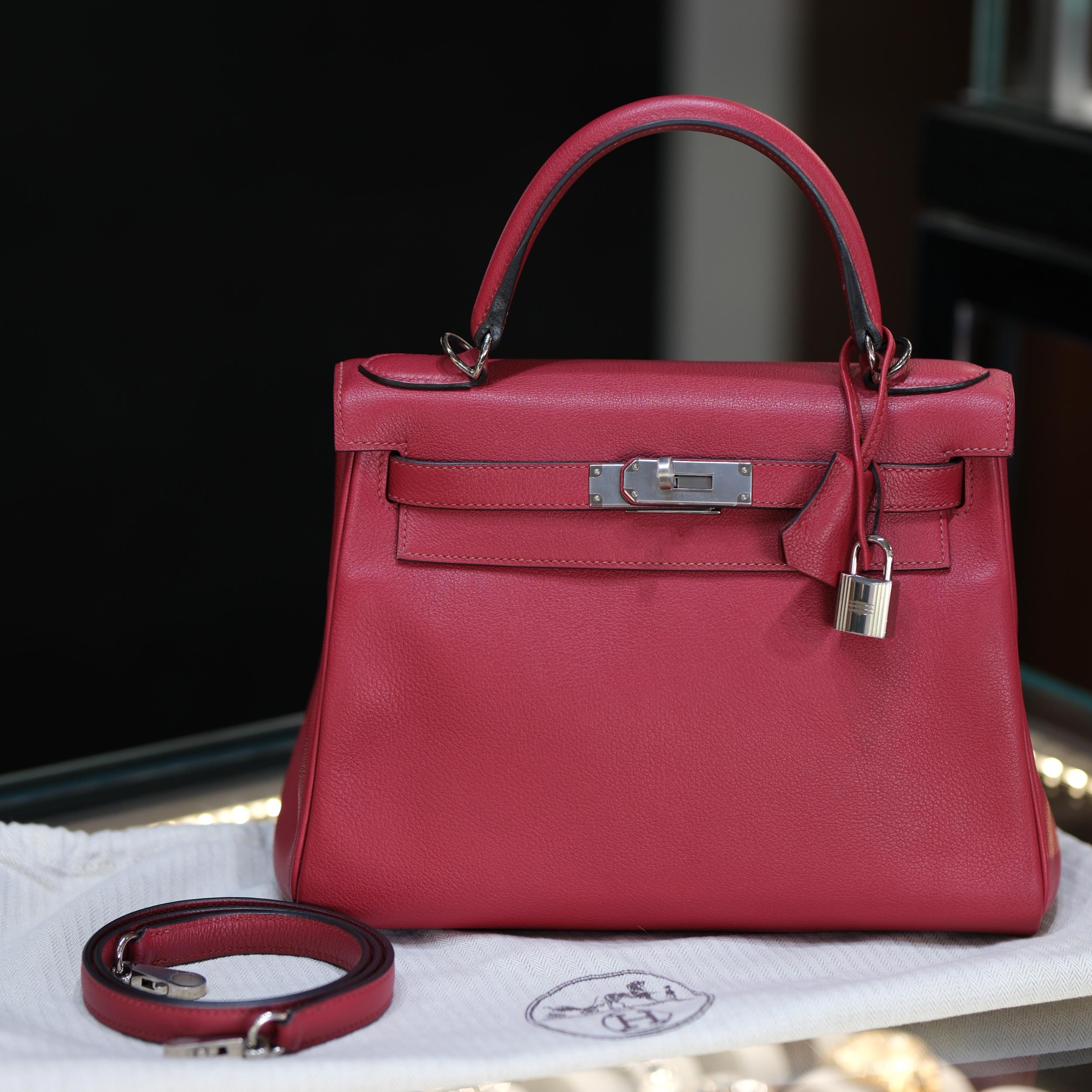 Hermes Kelly 28 Retourne Rubis Evergrain avec quincaillerie Palladium en vente 3