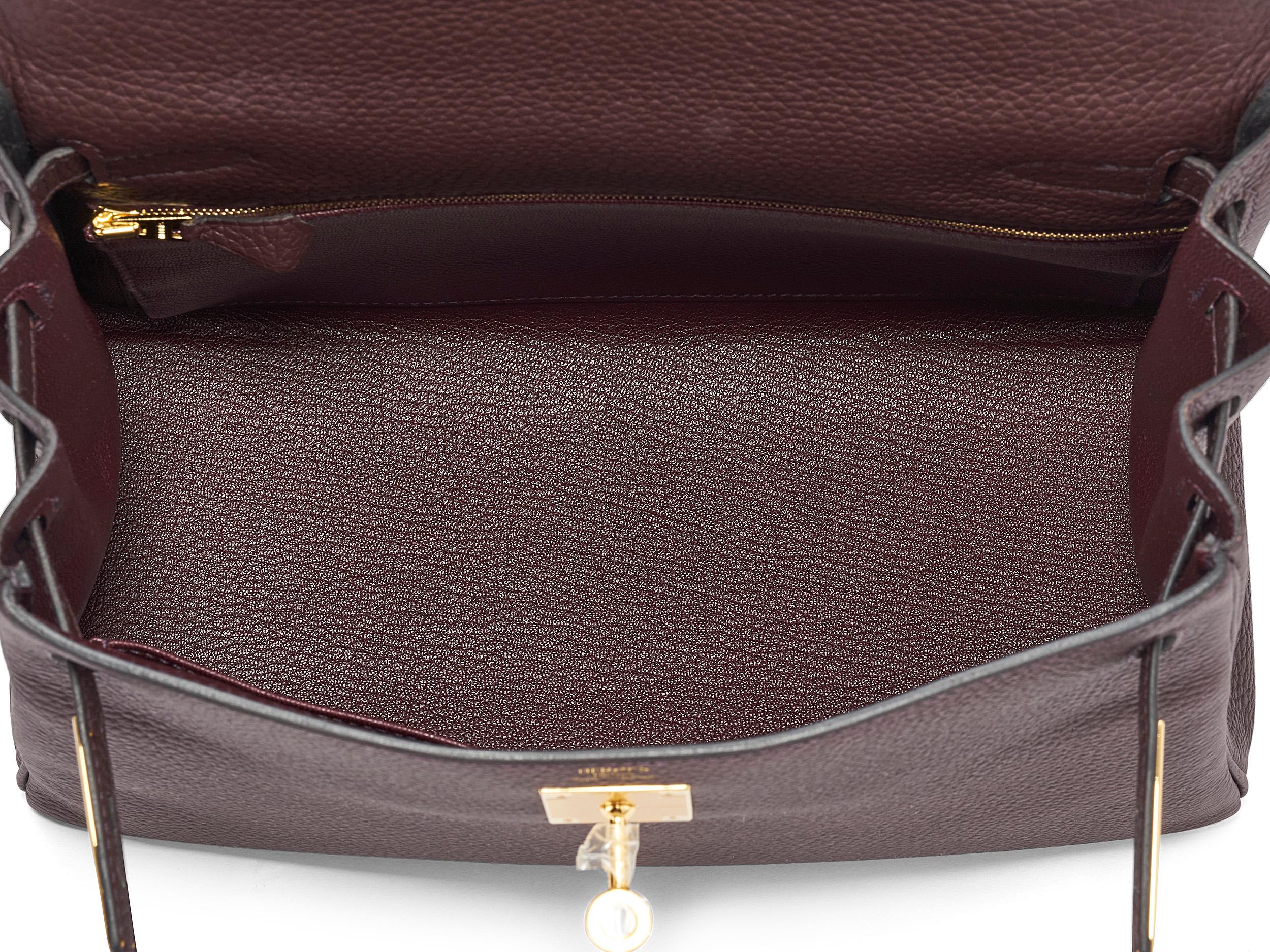 Hermès Kelly 28 Rouge Sellier Taurillon Clemence Herrajes de Oro en venta 2