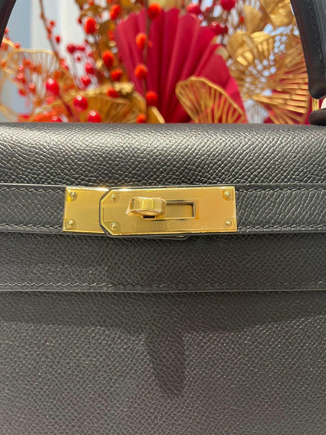 Hermes Kelly 28 Sellier Schwarz Tasche GHW im Zustand „Hervorragend“ im Angebot in New York, NY