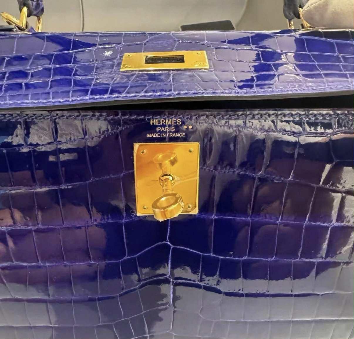 Hermes Kelly 28 Sellier Bleu Electrique Shiny Niloticus Crocodile Bag  with GHW For Sale 7