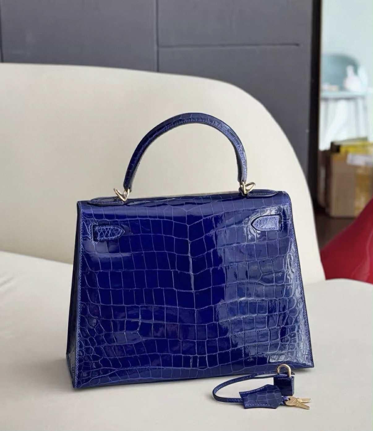 Women's or Men's Hermes Kelly 28 Sellier Bleu Electrique Shiny Niloticus Crocodile Bag  with GHW For Sale