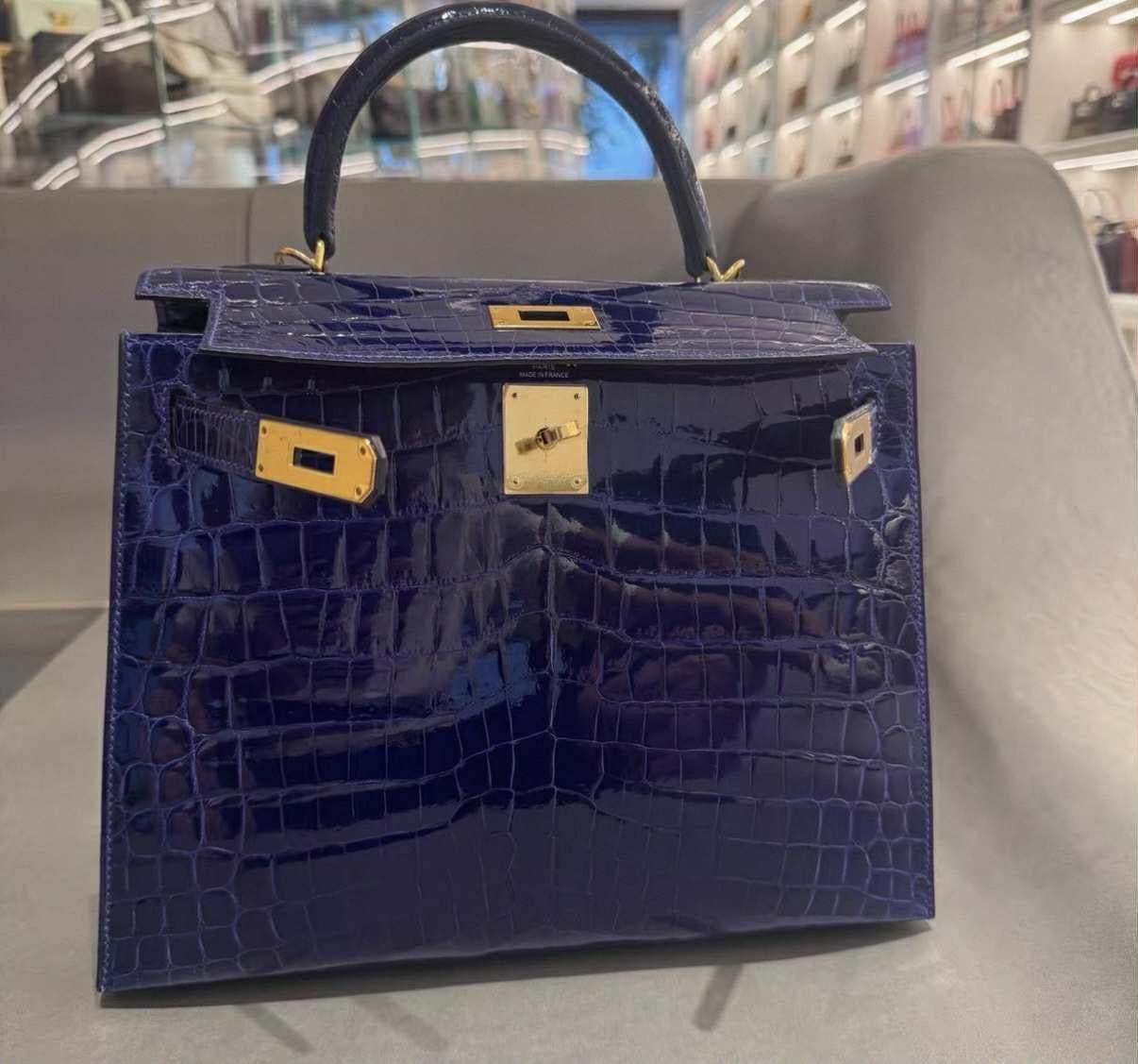 Hermes Kelly 28 Sellier Bleu Electrique Shiny Niloticus Crocodile Bag  with GHW For Sale 4