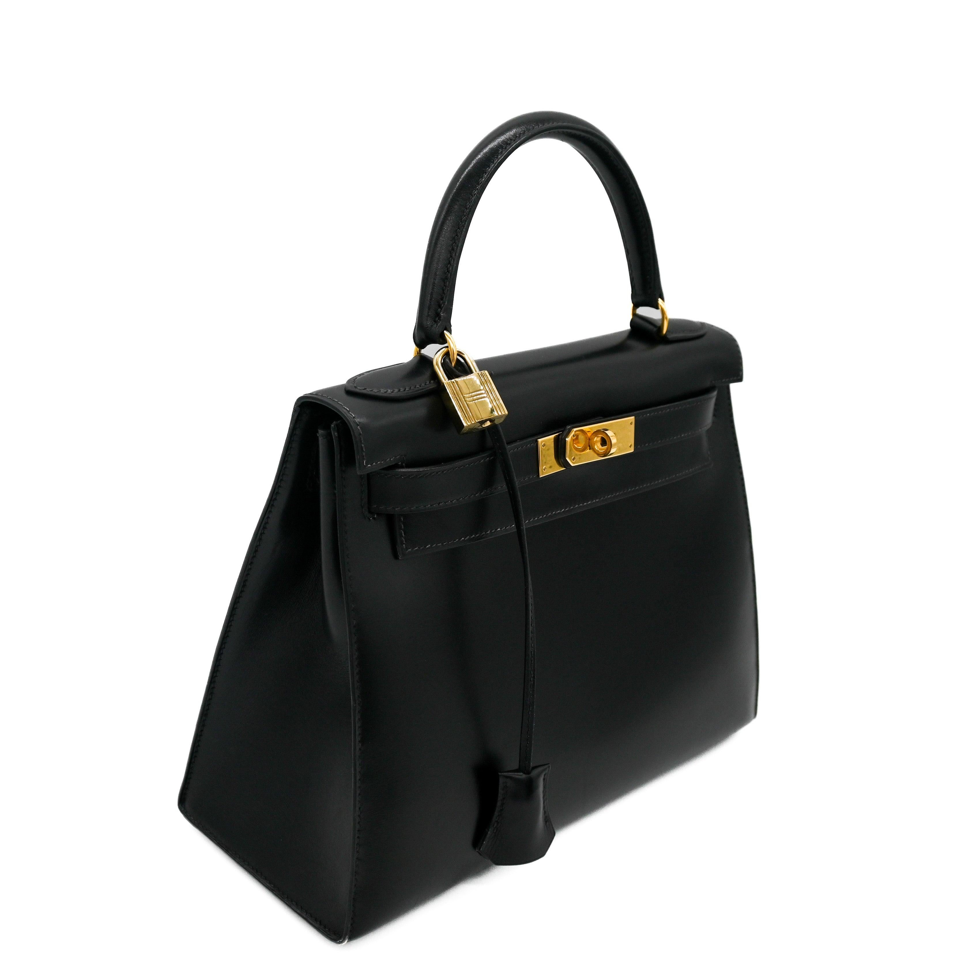 Hermes Kelly 28 Sellier Box Leather Black with Gold Hardware For Sale 2