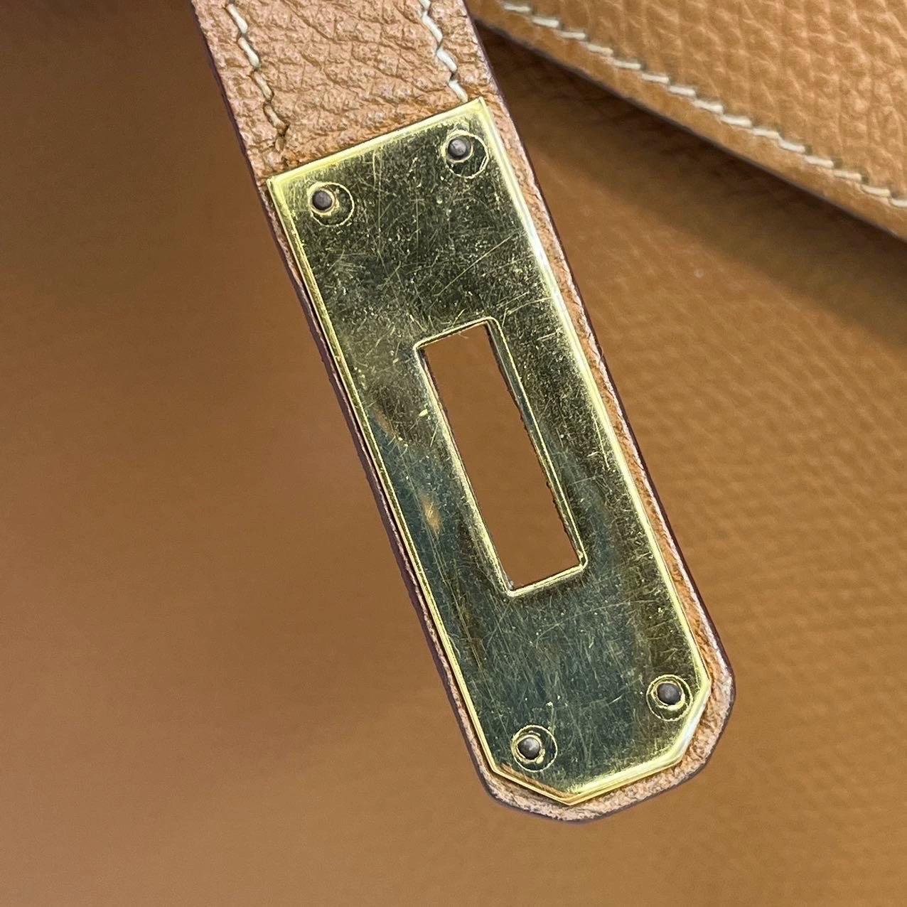 Hermes Kelly 28 Sellier Brown Gold Epsom Leather Gold Hardware 1985 For Sale 8