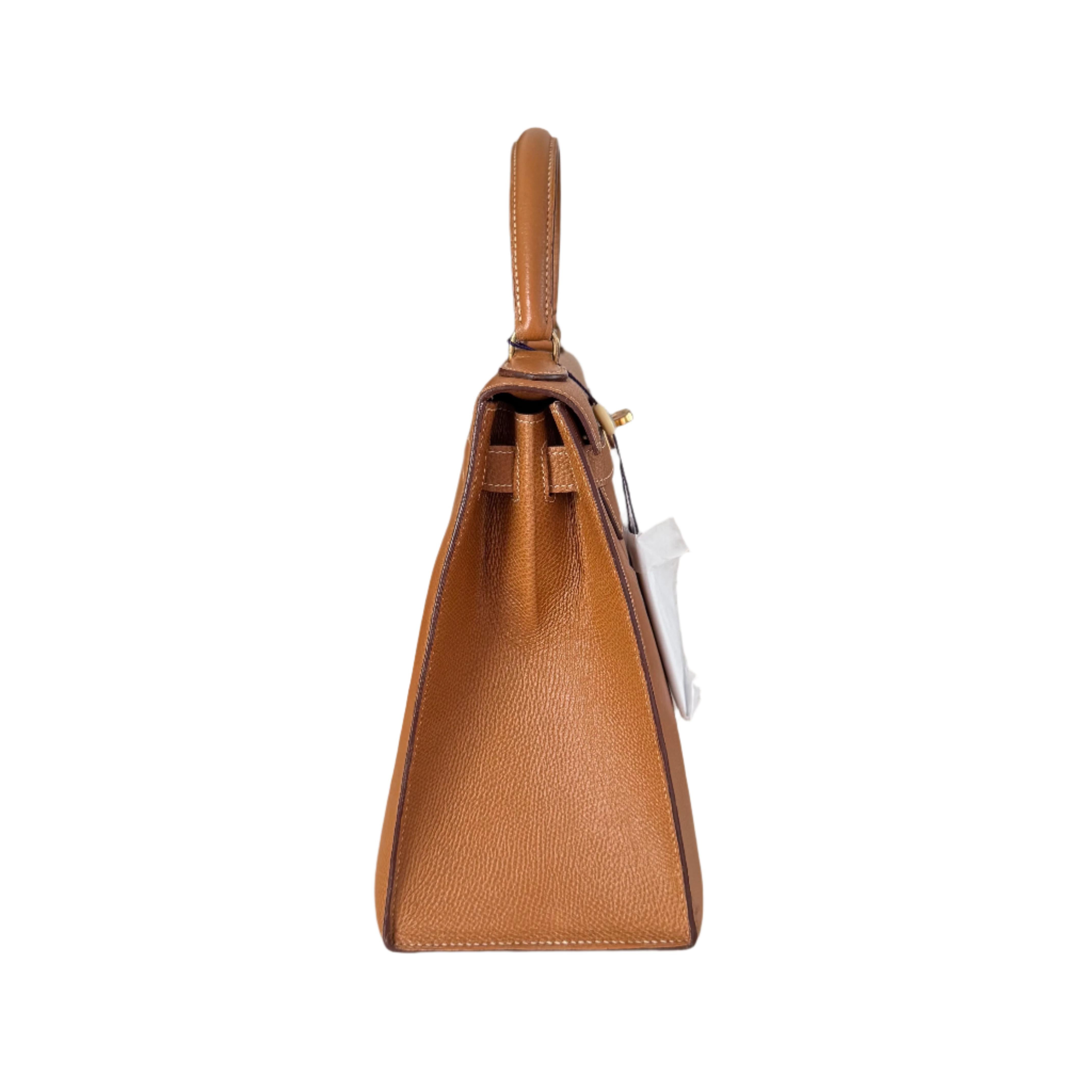Women's Hermes Kelly 28 Sellier Brown Gold Epsom Leather Gold Hardware 1985 For Sale