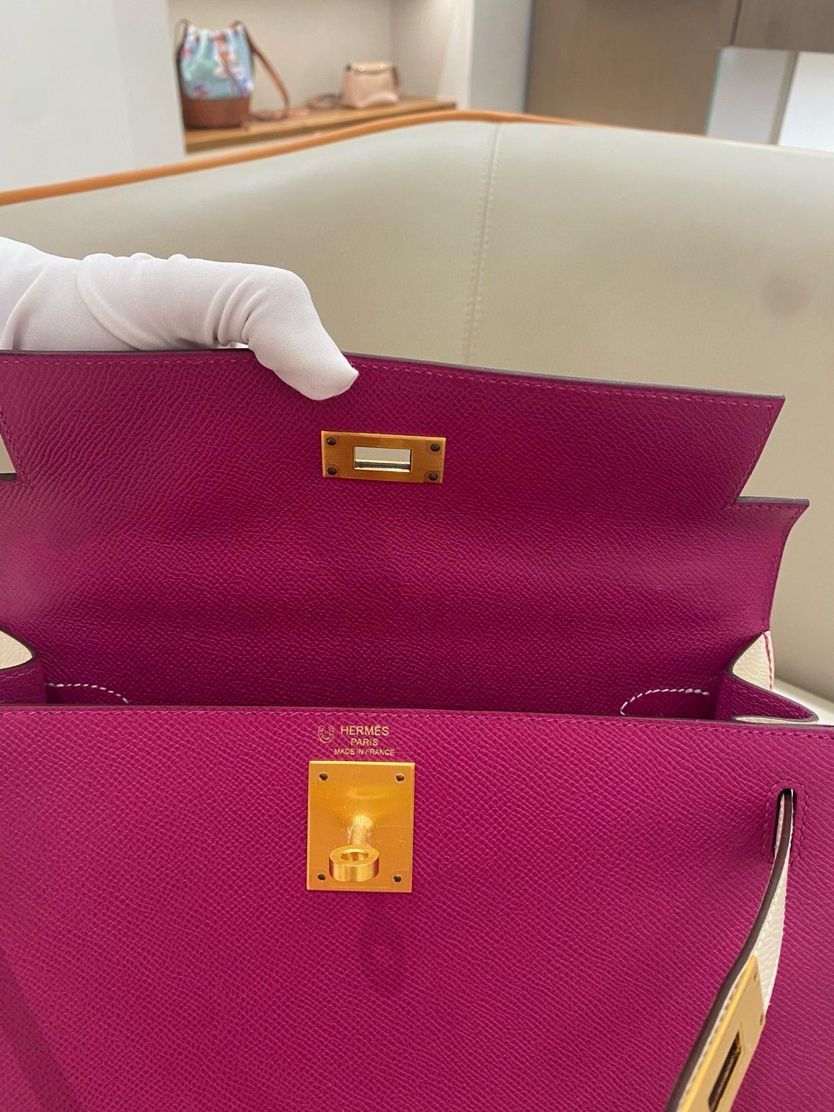 Hermes Kelly 28 Sellier Epsom Anemone and Craie HSS Bag GHW For Sale 10